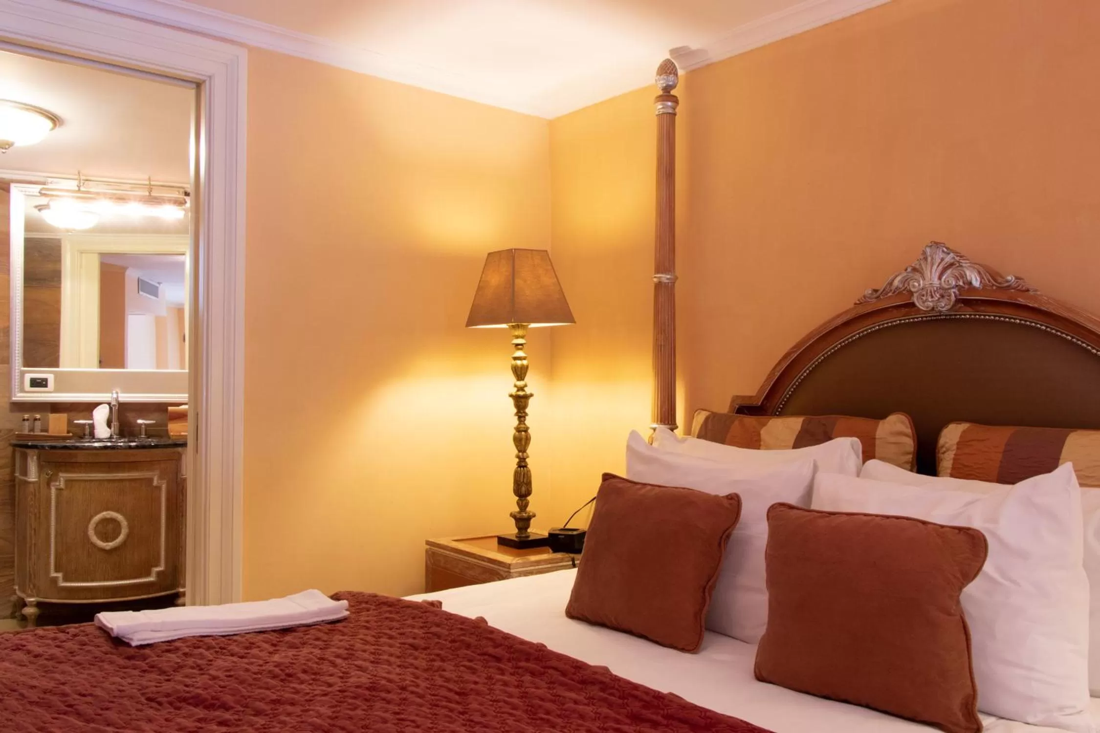 Bed in Villa Palma Boutique Hotel