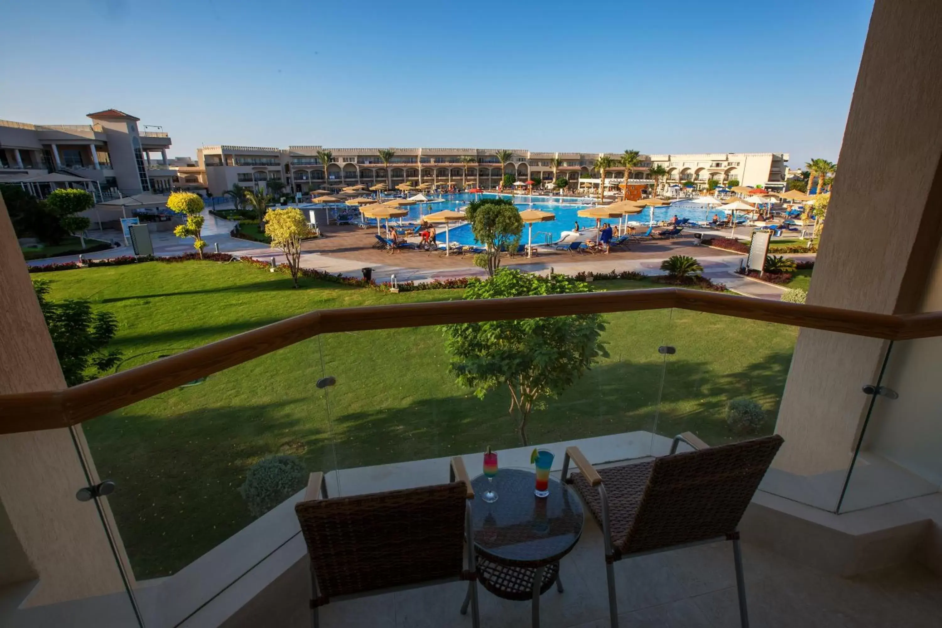 Garden view, Balcony/Terrace in Pickalbatros Royal Moderna Sharm "Aqua Park"