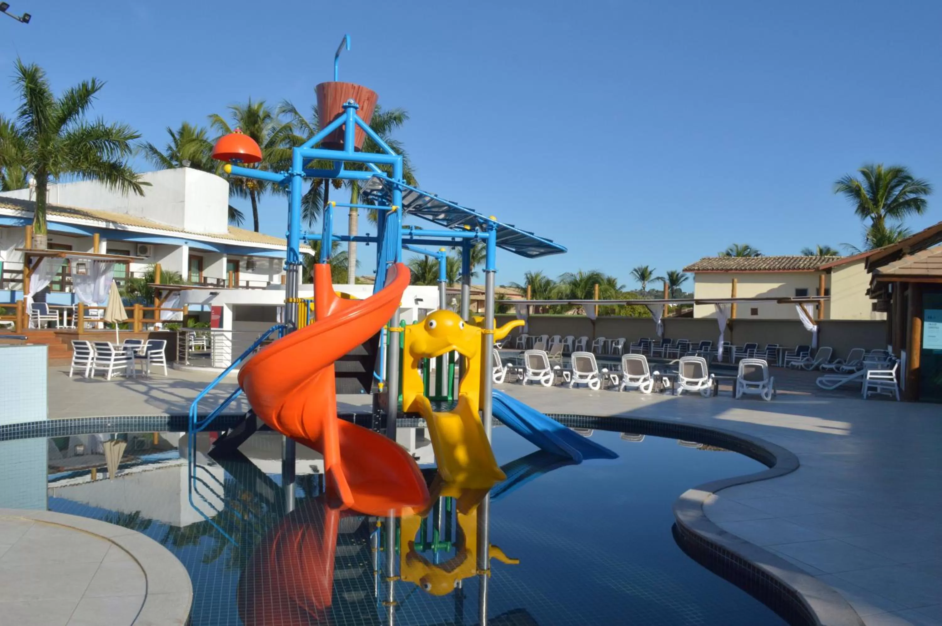 Swimming pool in Sueds Plaza