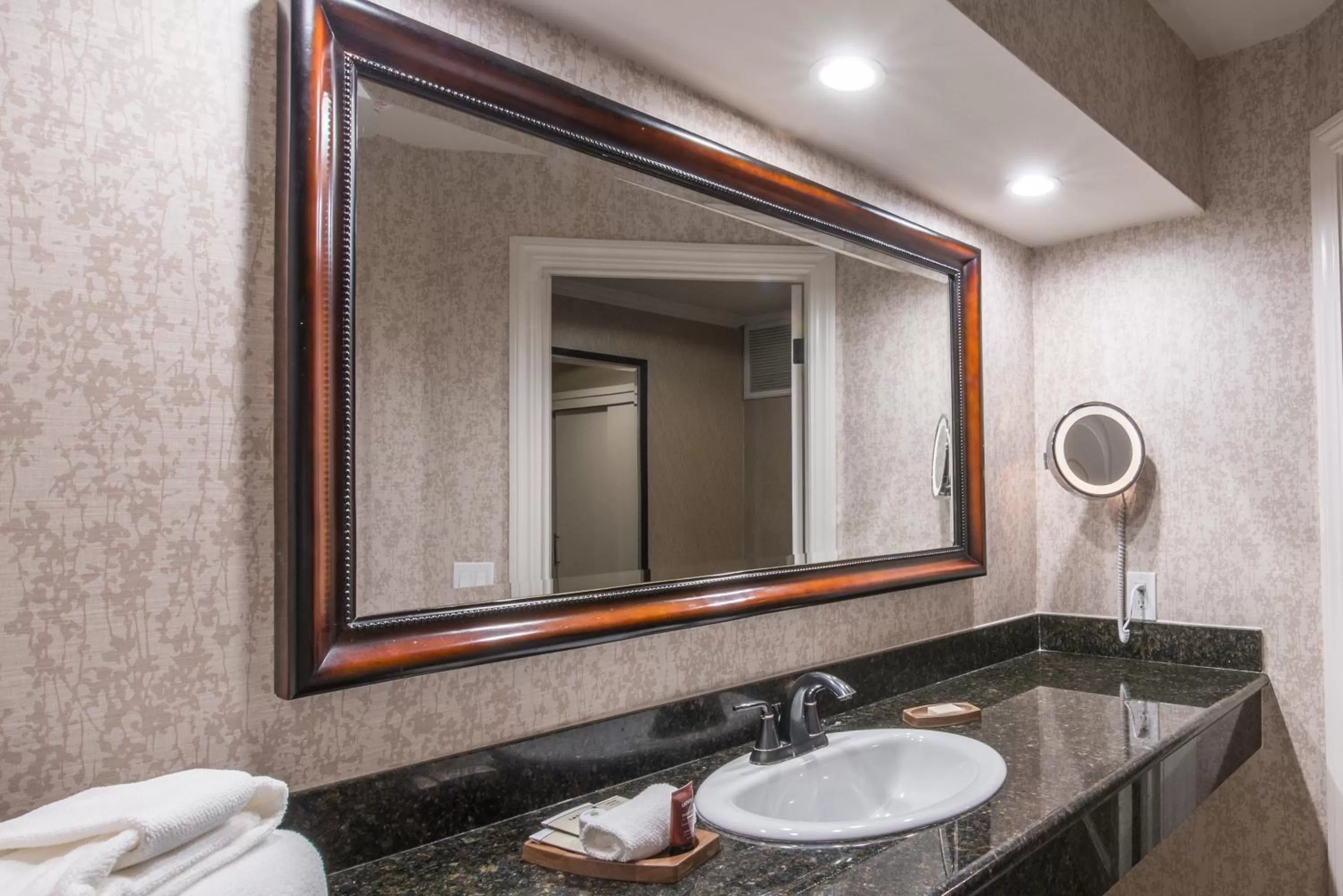 Bathroom in The Creekside Inn