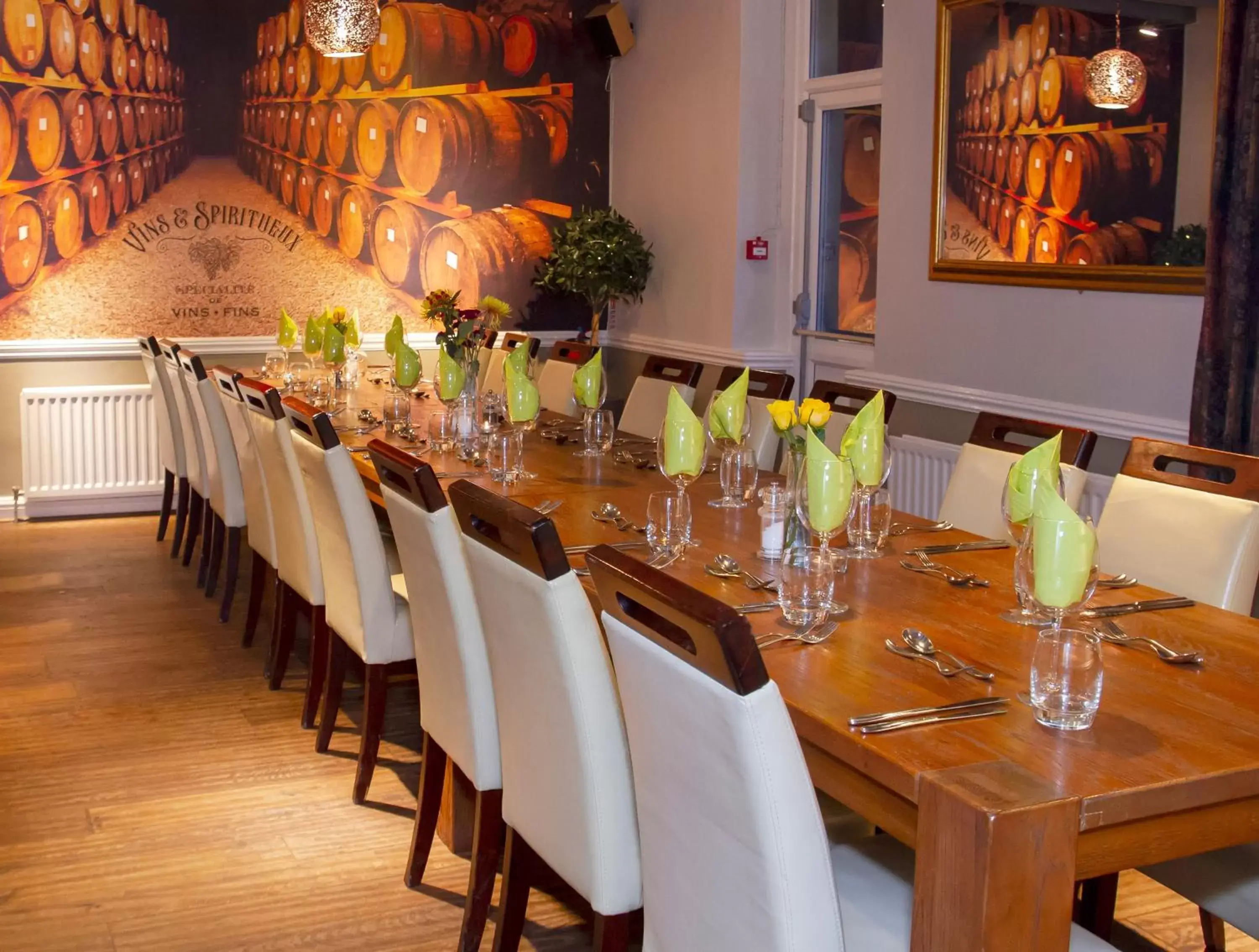 Banquet/Function facilities, Restaurant/Places to Eat in The Walnut Tree Inn