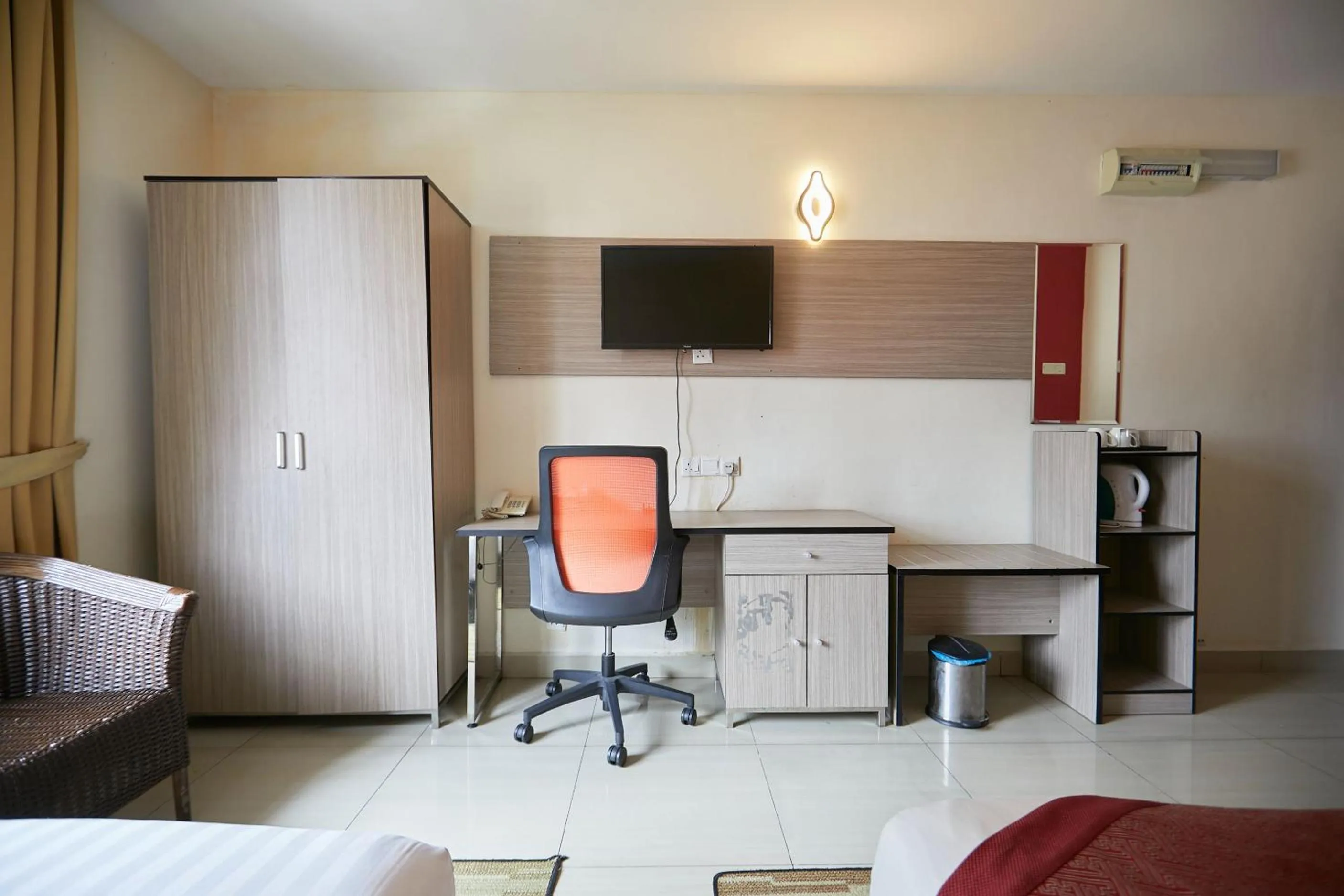 TV and multimedia in Dolphin Hotel, Chow Kit Kuala Lumpur