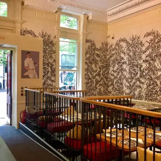 Restaurant/places to eat in Club Quarters Hotel Trafalgar Square, London