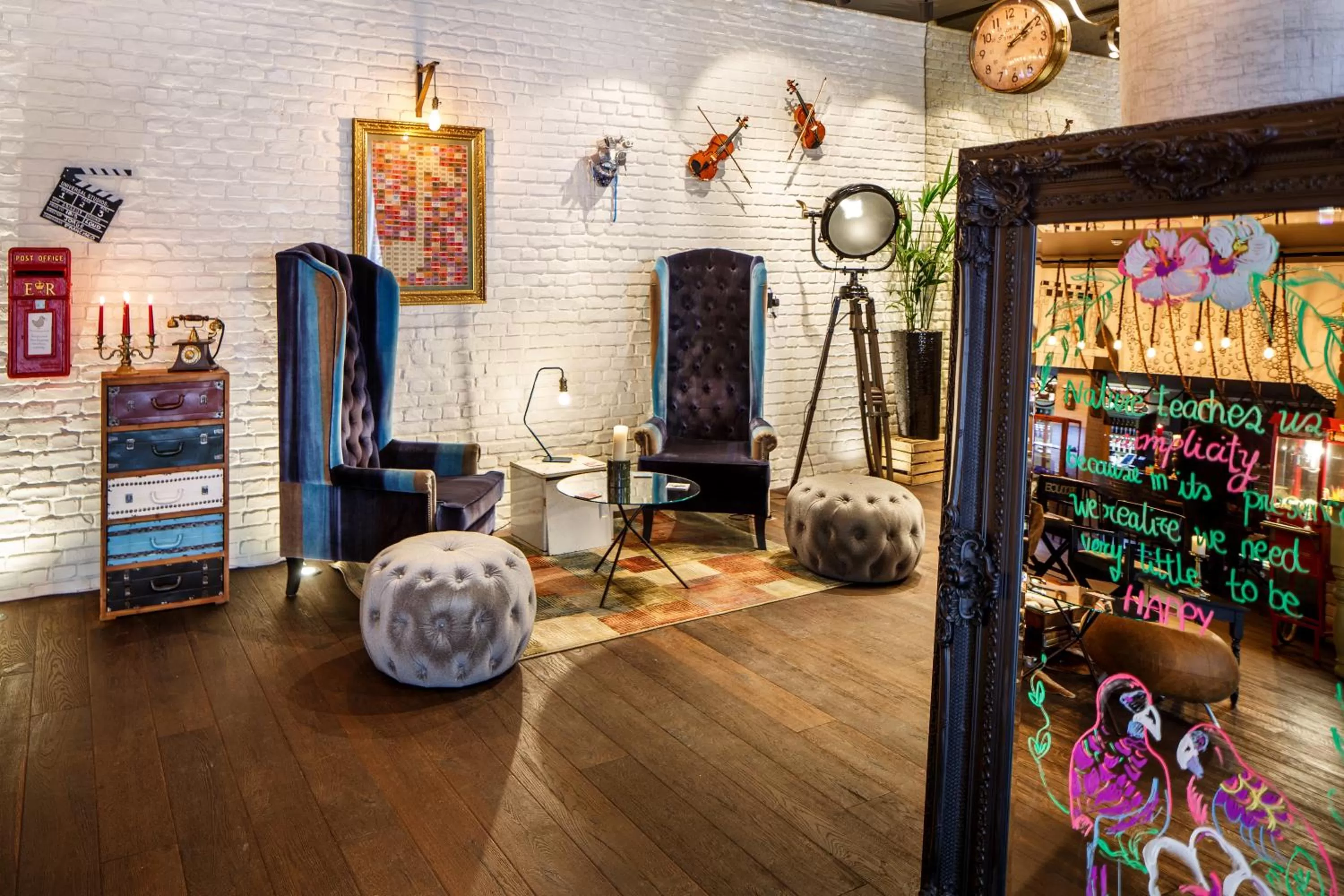 Lounge or bar in ibis Styles London Southwark - near Borough Market