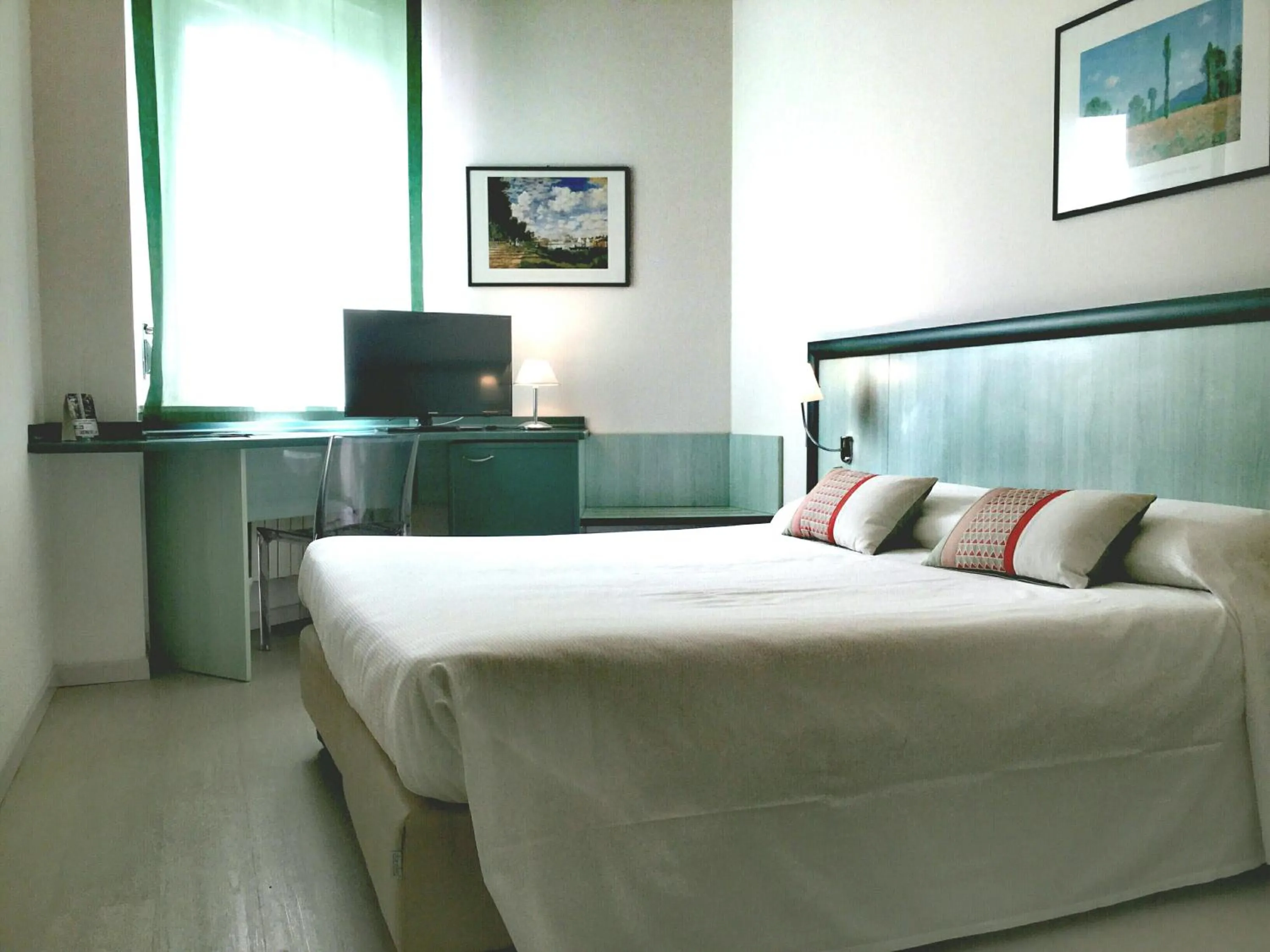 Bedroom, Bed in Hotel Europa