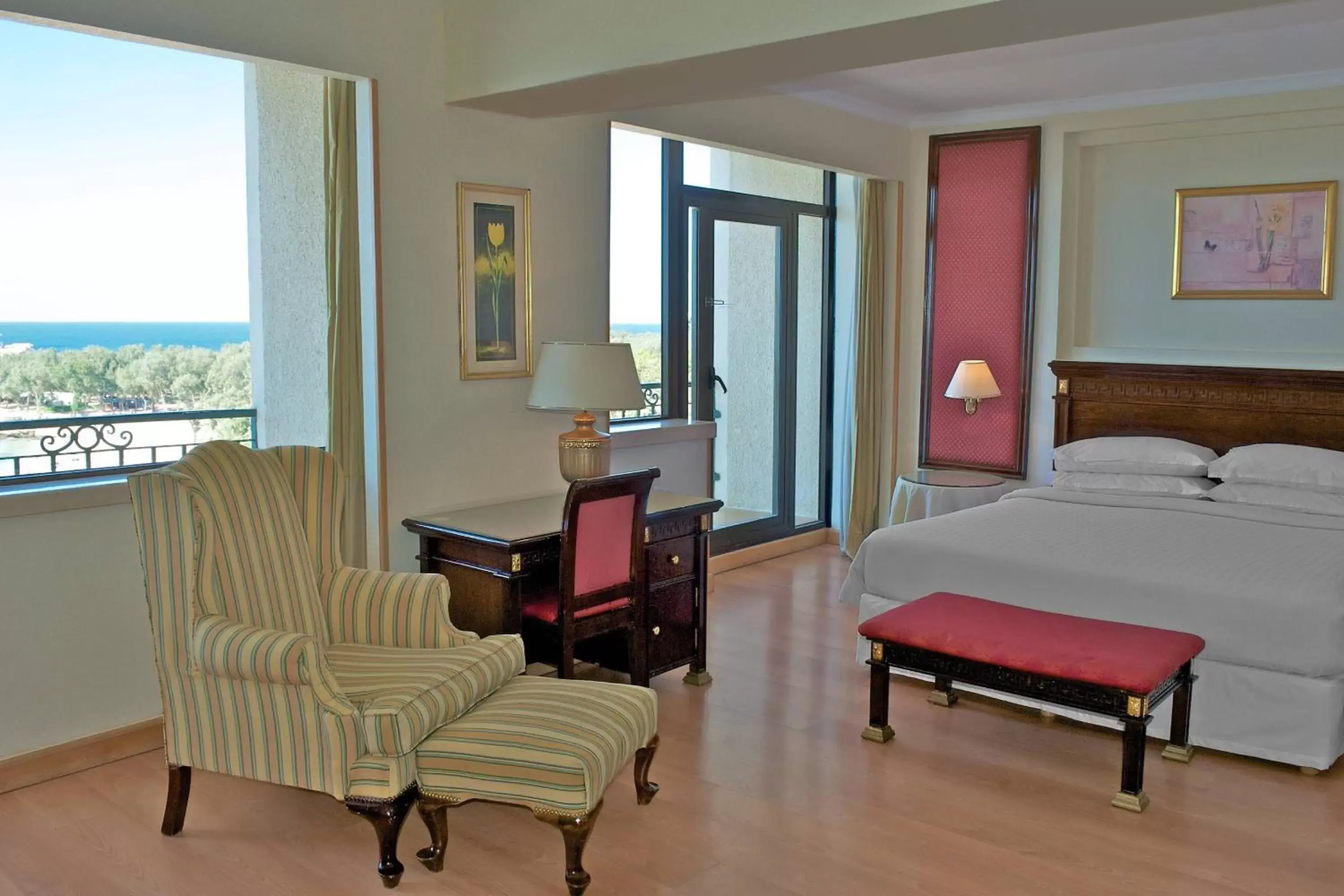 Bedroom in Sheraton Montazah Hotel