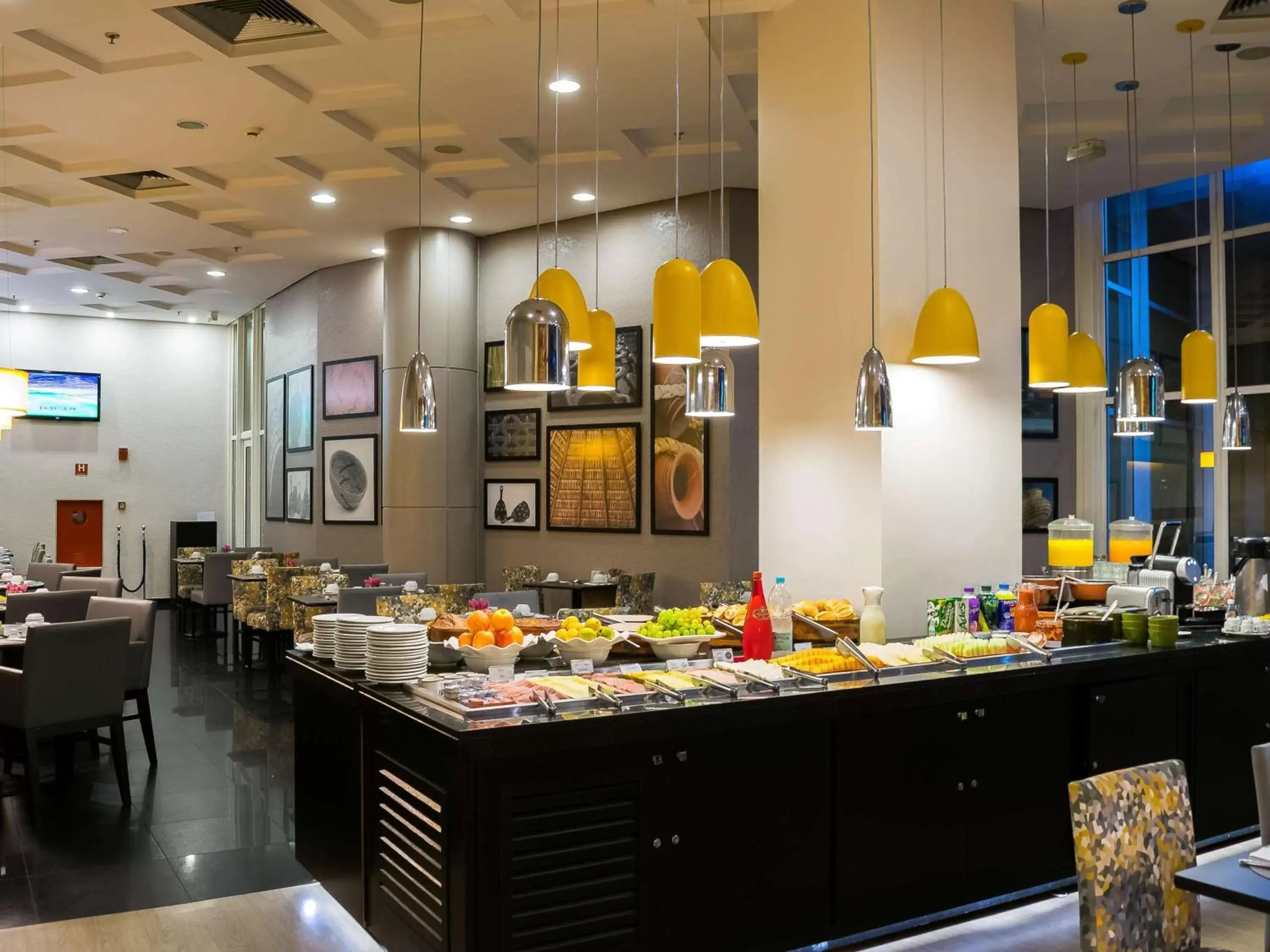 Restaurant/Places to Eat in Mercure Guarulhos Aeroporto