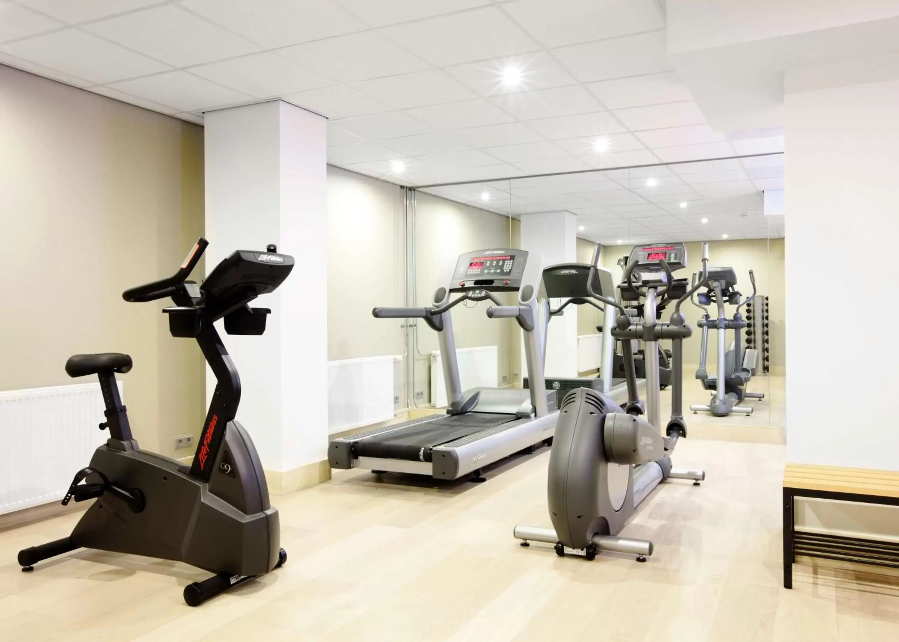 Activities, Fitness Center/Facilities in NH Amsterdam Zuid