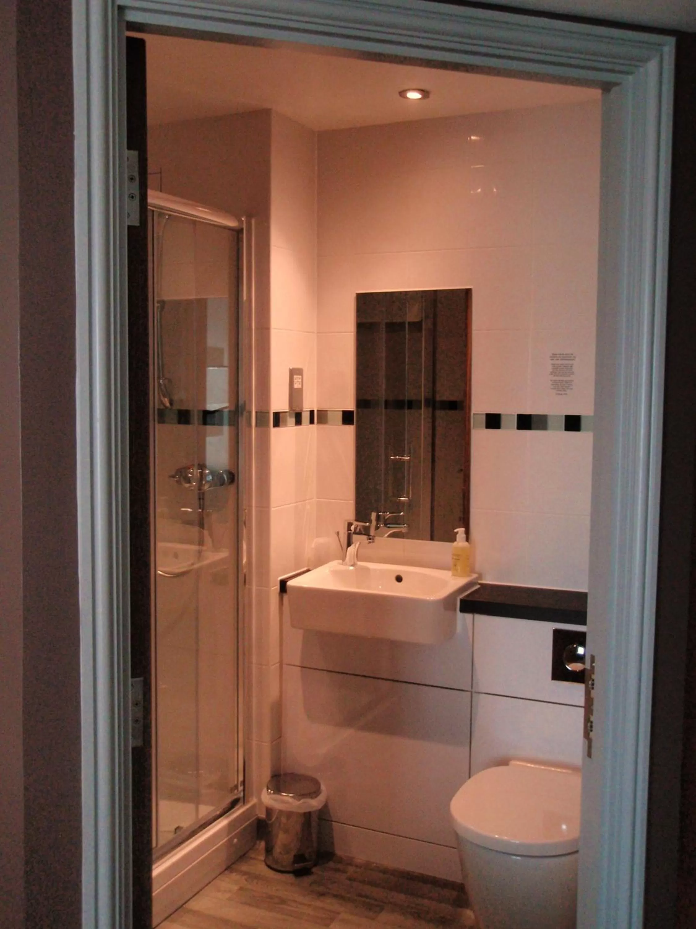 Double Room in County Arms