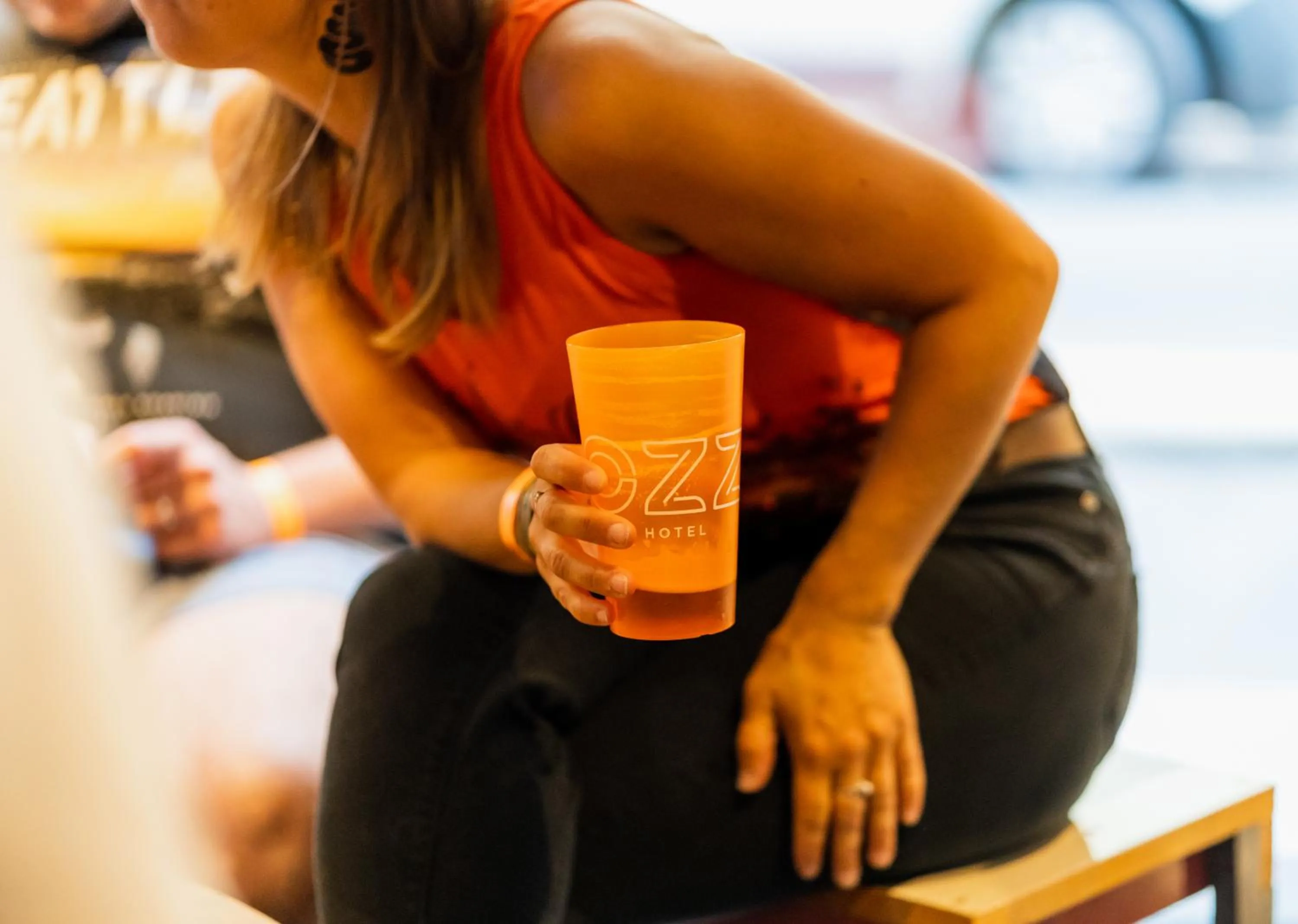 Lounge or bar in Hôtel Ozz by Happyculture