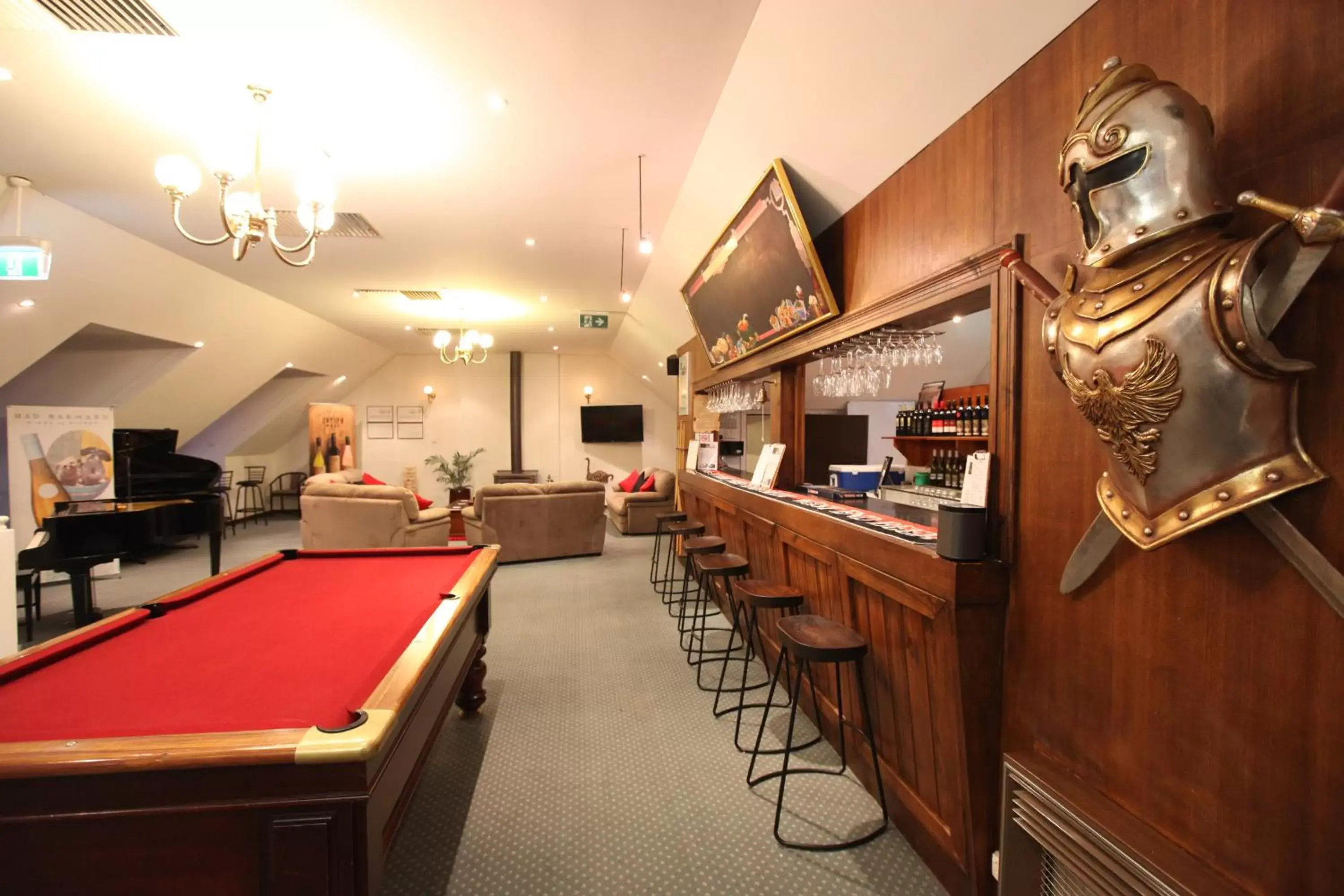 Lounge or bar, Billiards in Clare Valley Motel