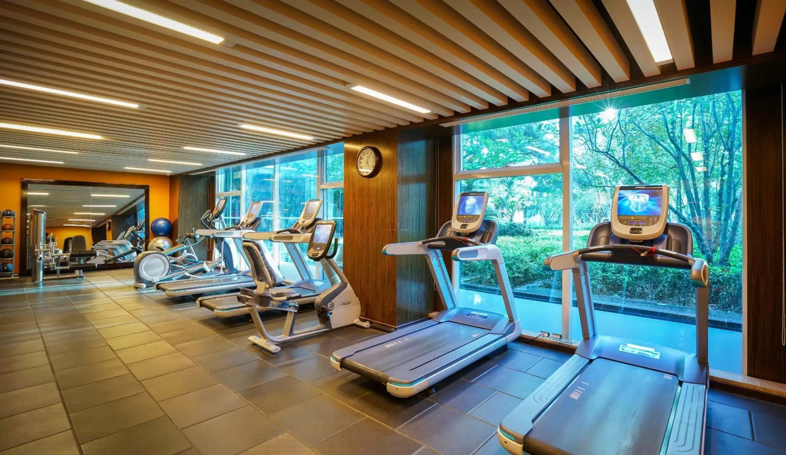 Fitness centre/facilities in DoubleTree by Hilton Beijing Fitness centre/facilities in DoubleTree by Hilton Beijing