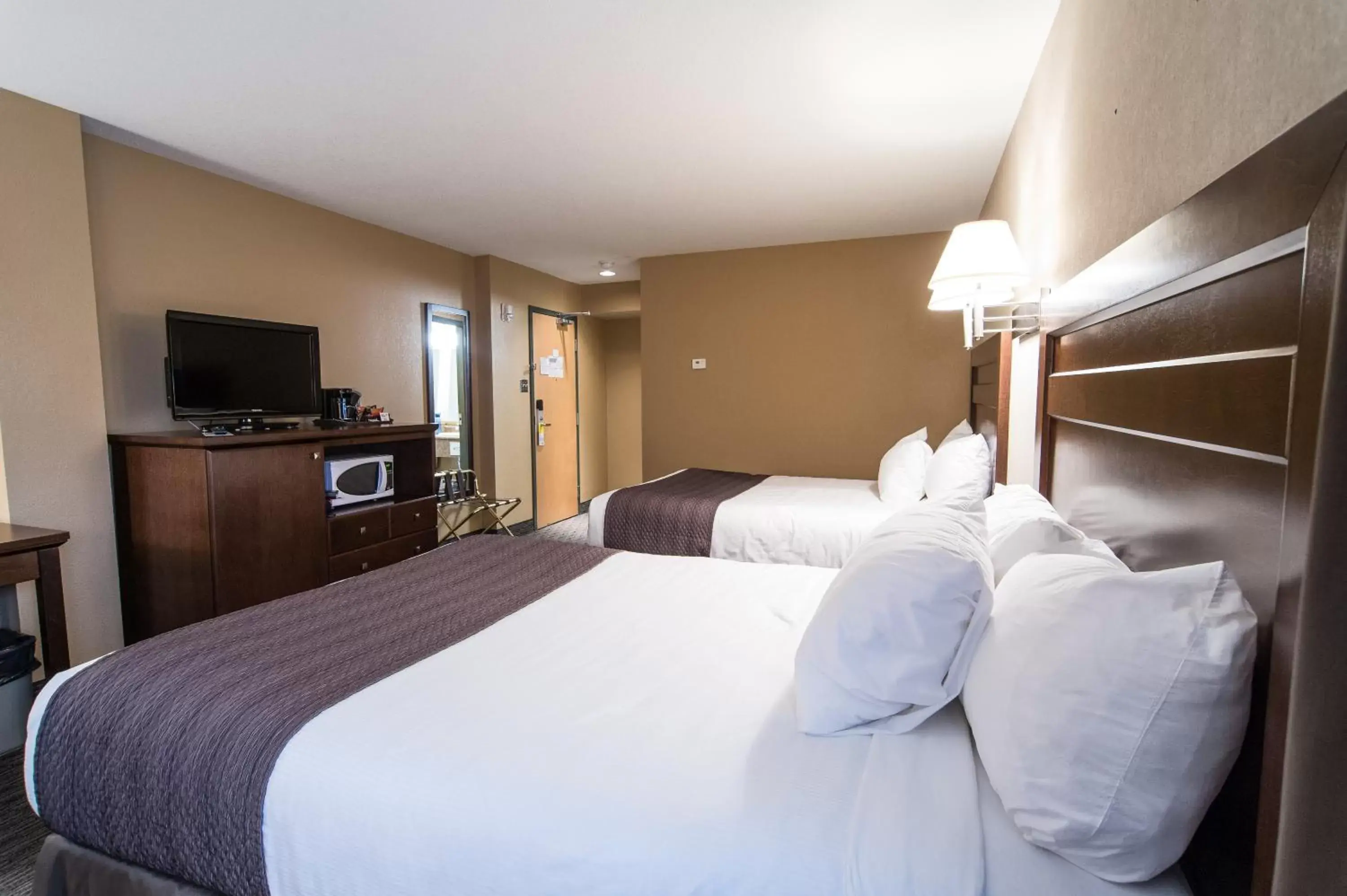 Queen Room with Two Queen Beds - Non-Smoking in Days Inn by Wyndham Estevan