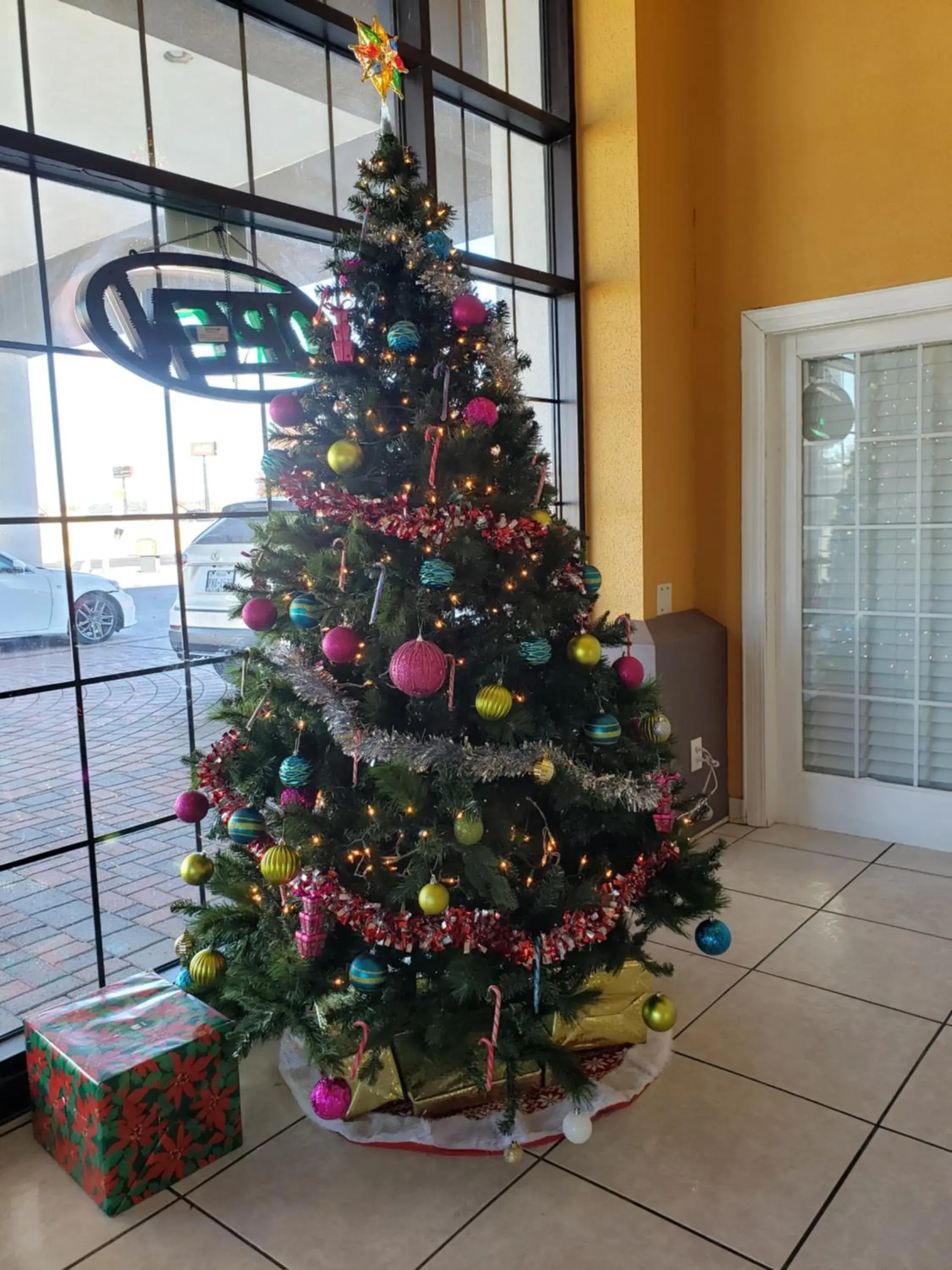 Property building in Extend-a-Suites - Extended Stay, I-40 Amarillo West Property building in Extend-a-Suites - Extended Stay, I-40 Amarillo West