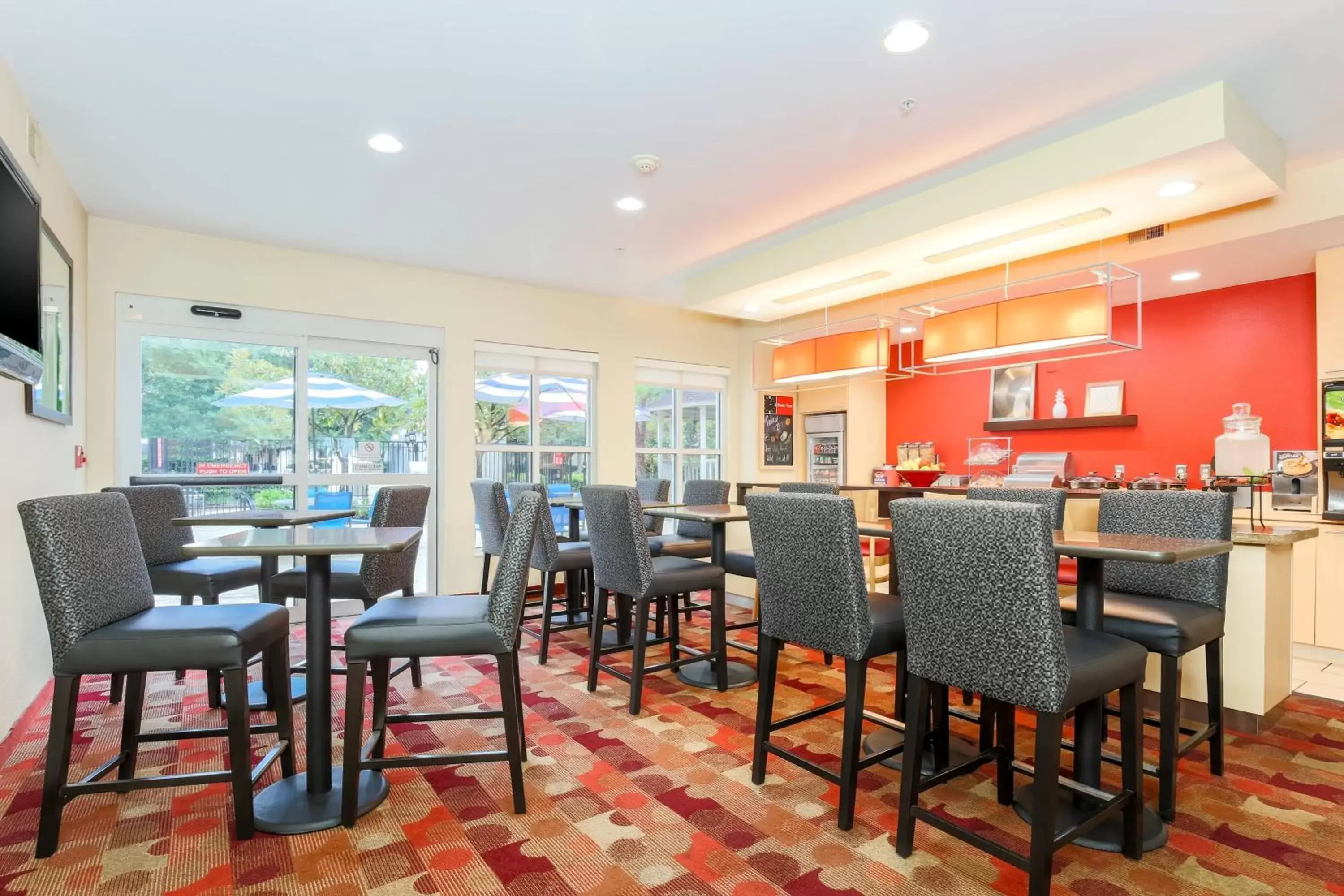 Breakfast, Restaurant/Places to Eat in TownePlace Suites Houston Brookhollow