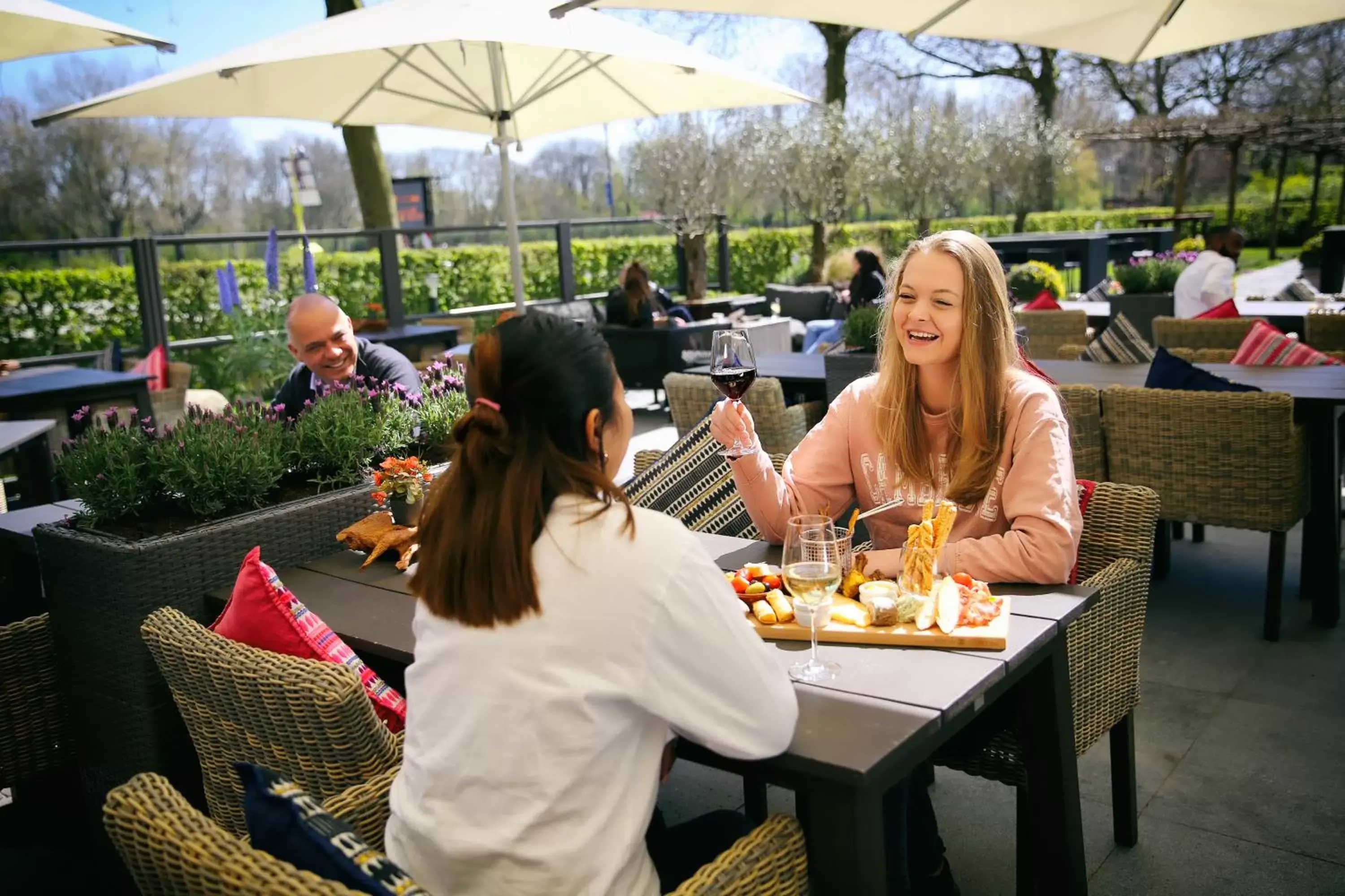 Balcony/Terrace, Restaurant/Places to Eat in Van der Valk Hotel Rotterdam - Blijdorp