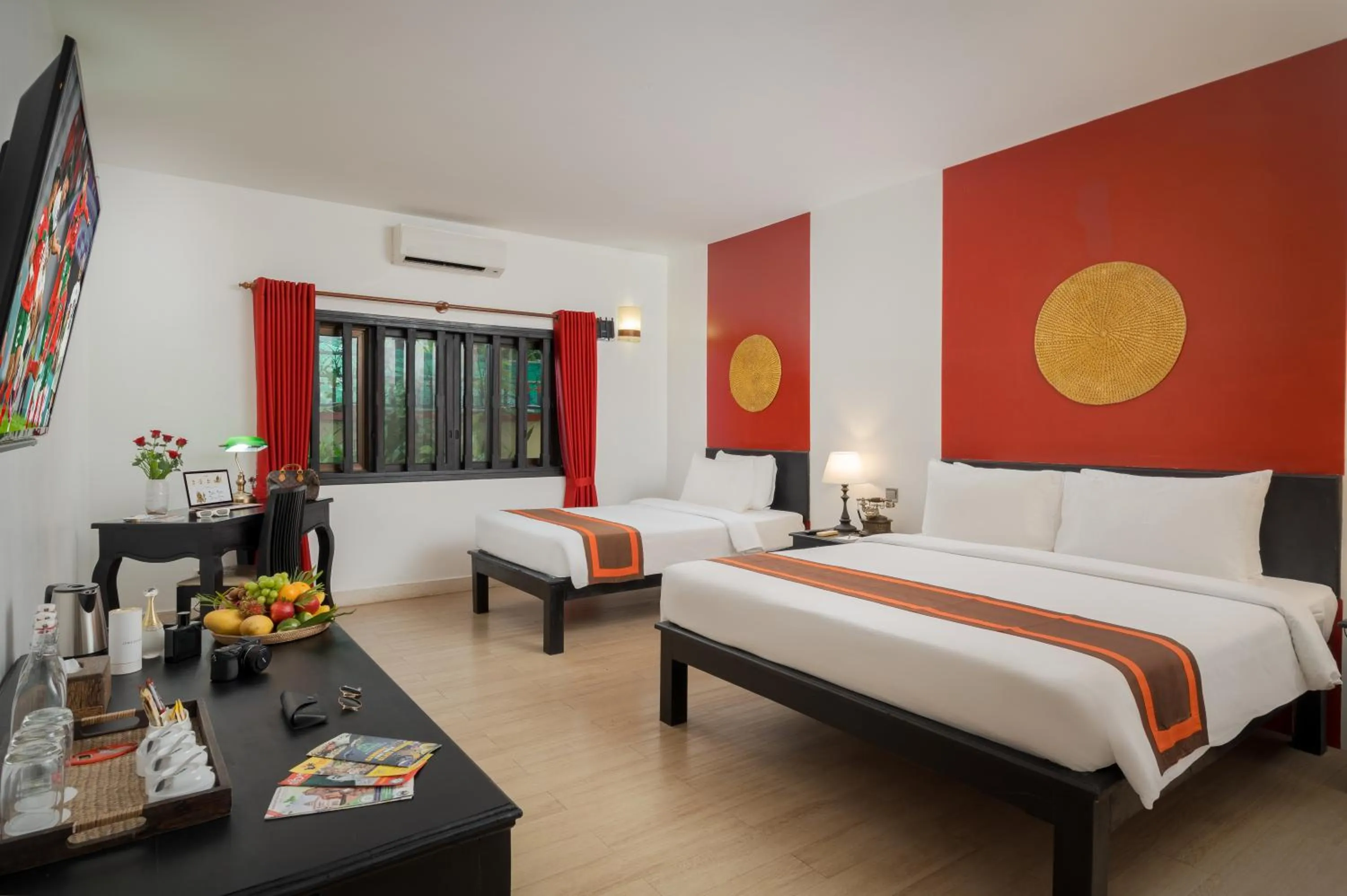 Bed in Pandora Suite D'Angkor