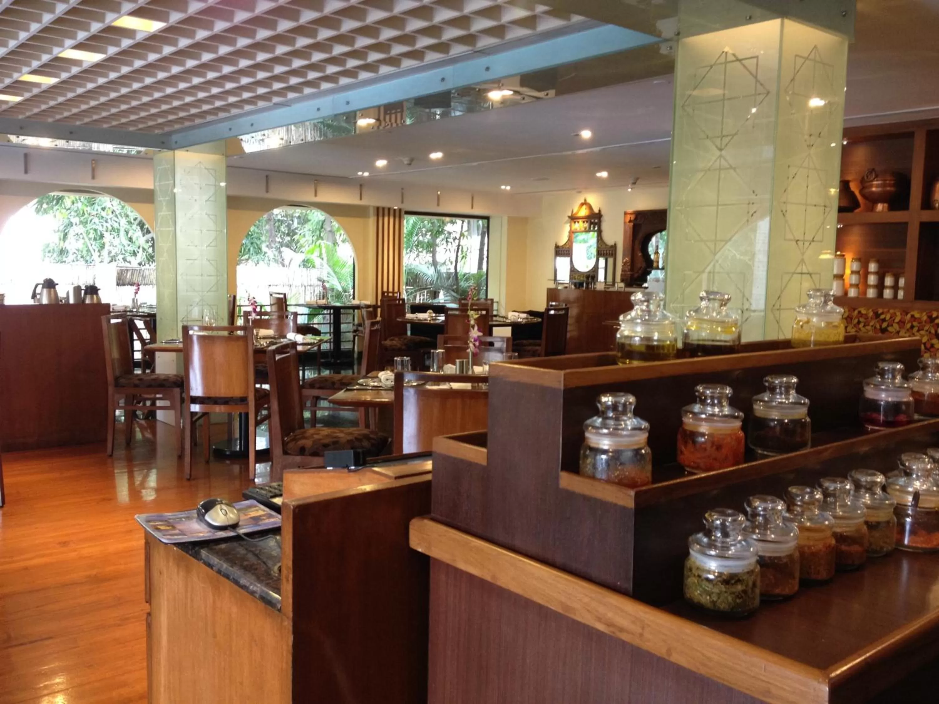 Restaurant/places to eat in Blue Diamond Pune IHCL SeleQtions