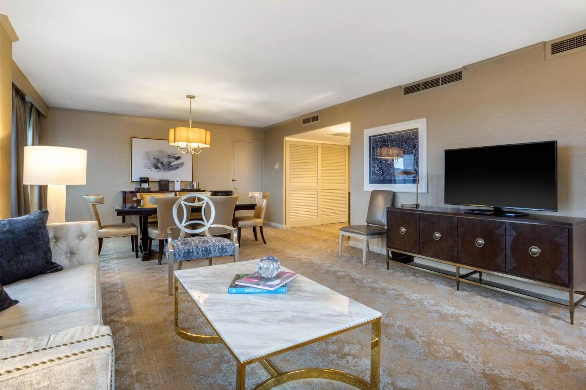 Photo of the whole room in Omni New Haven Hotel at Yale