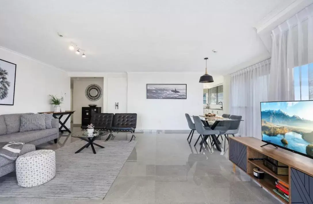 Seating Area in Baronnet Apartments