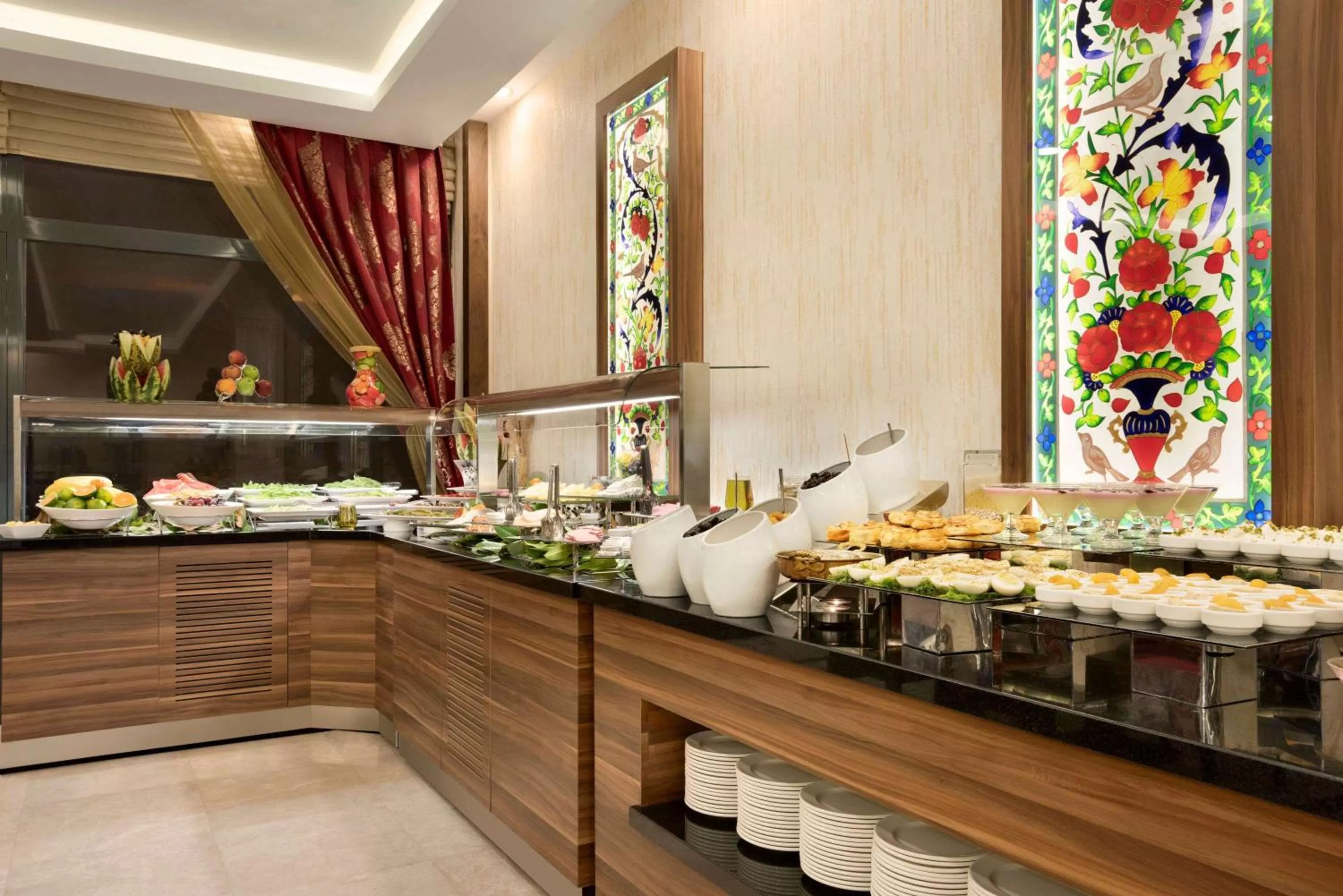 Restaurant/places to eat in Ramada by Wyndham Yalova