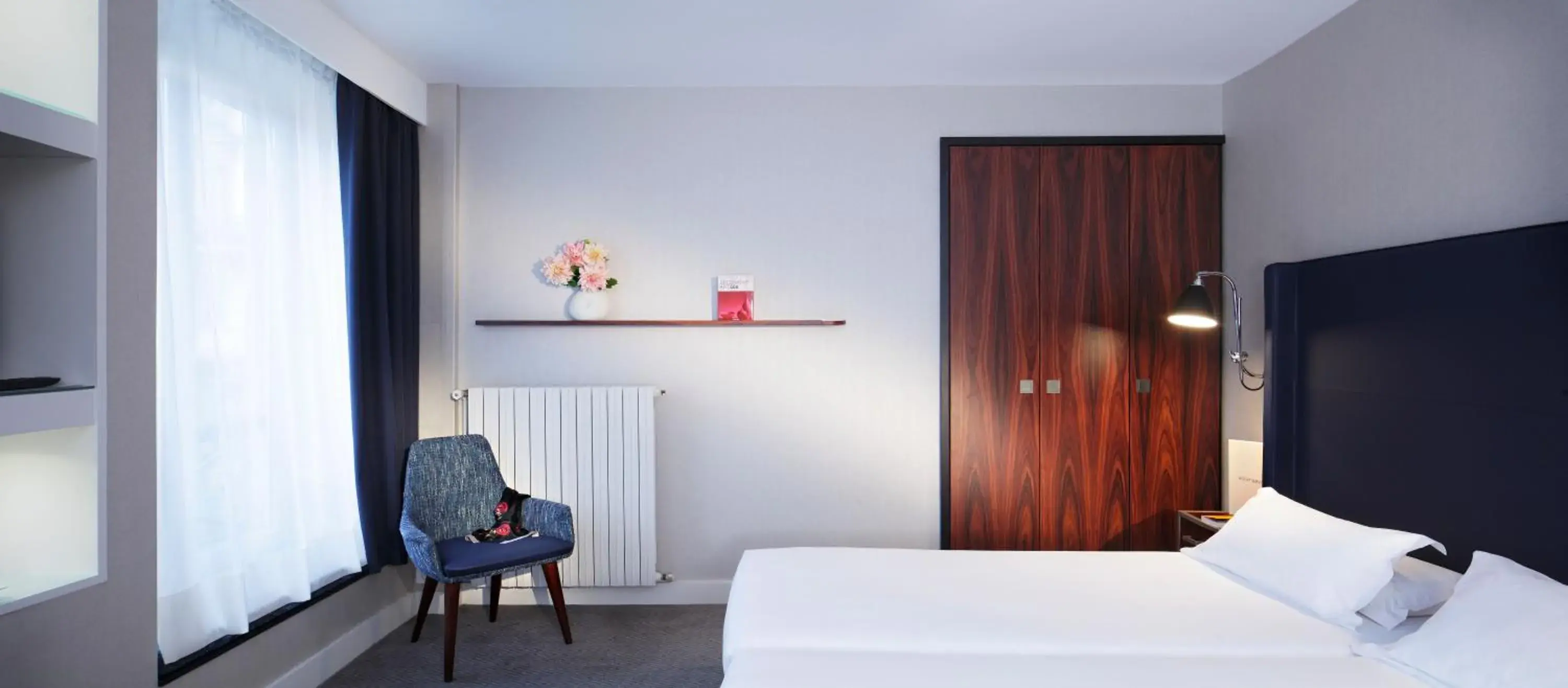 Bedroom, Room Photo in Hôtel Londres et New York - Les Collectionneurs