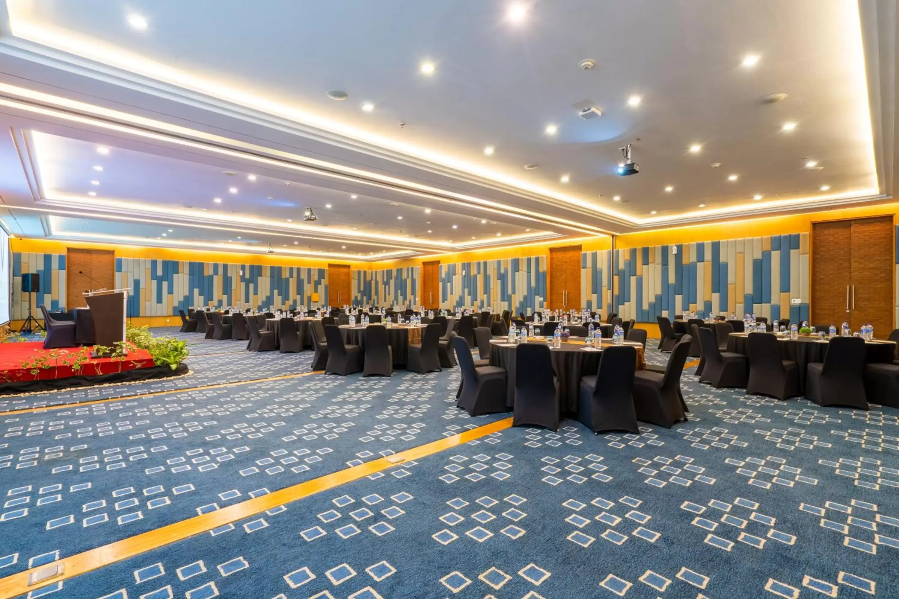 Business facilities, Banquet Facilities in Vouk Hotel and Suites