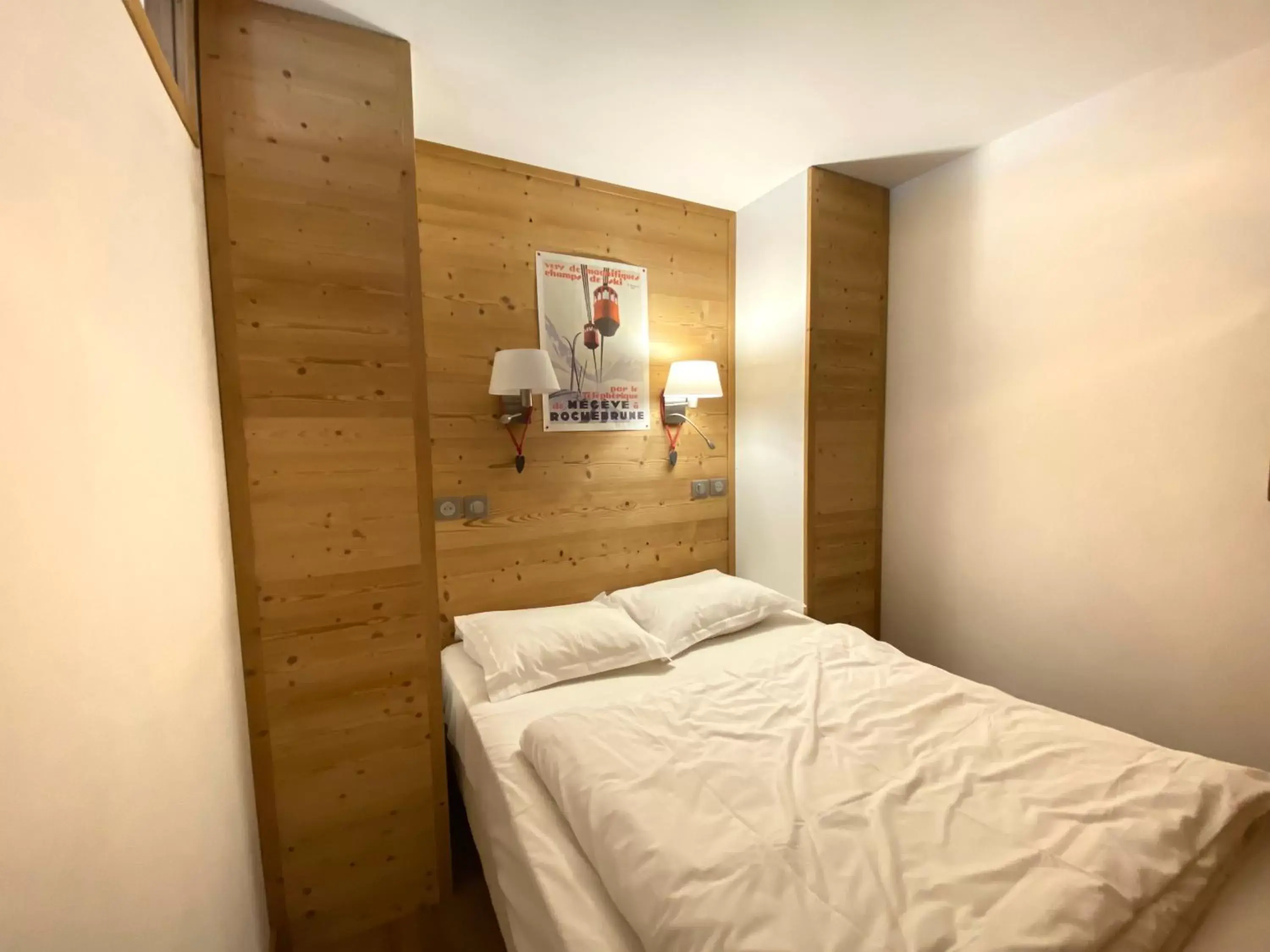 Bed in Hôtel Rent
