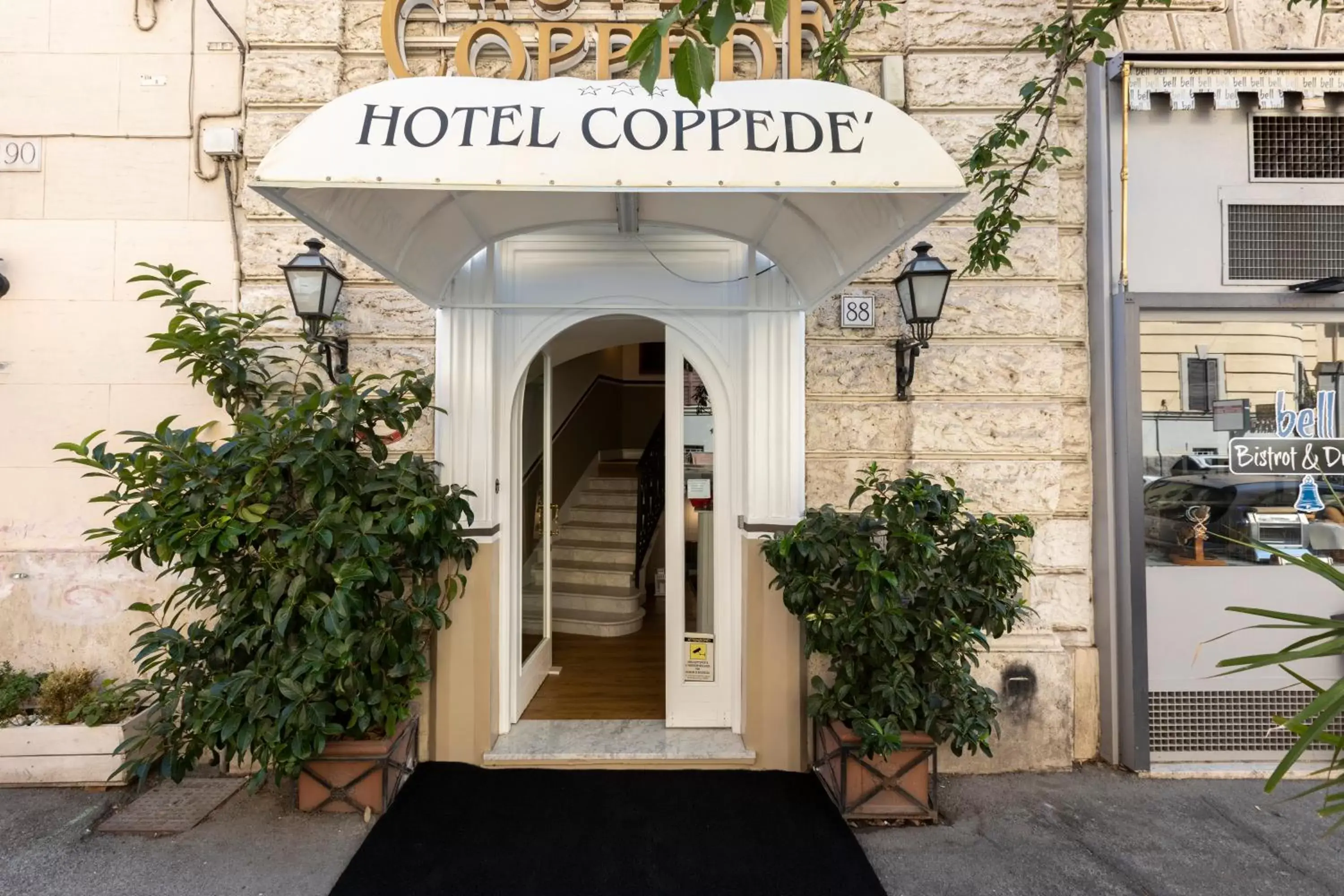 Facade/entrance in Hotel Coppede'
