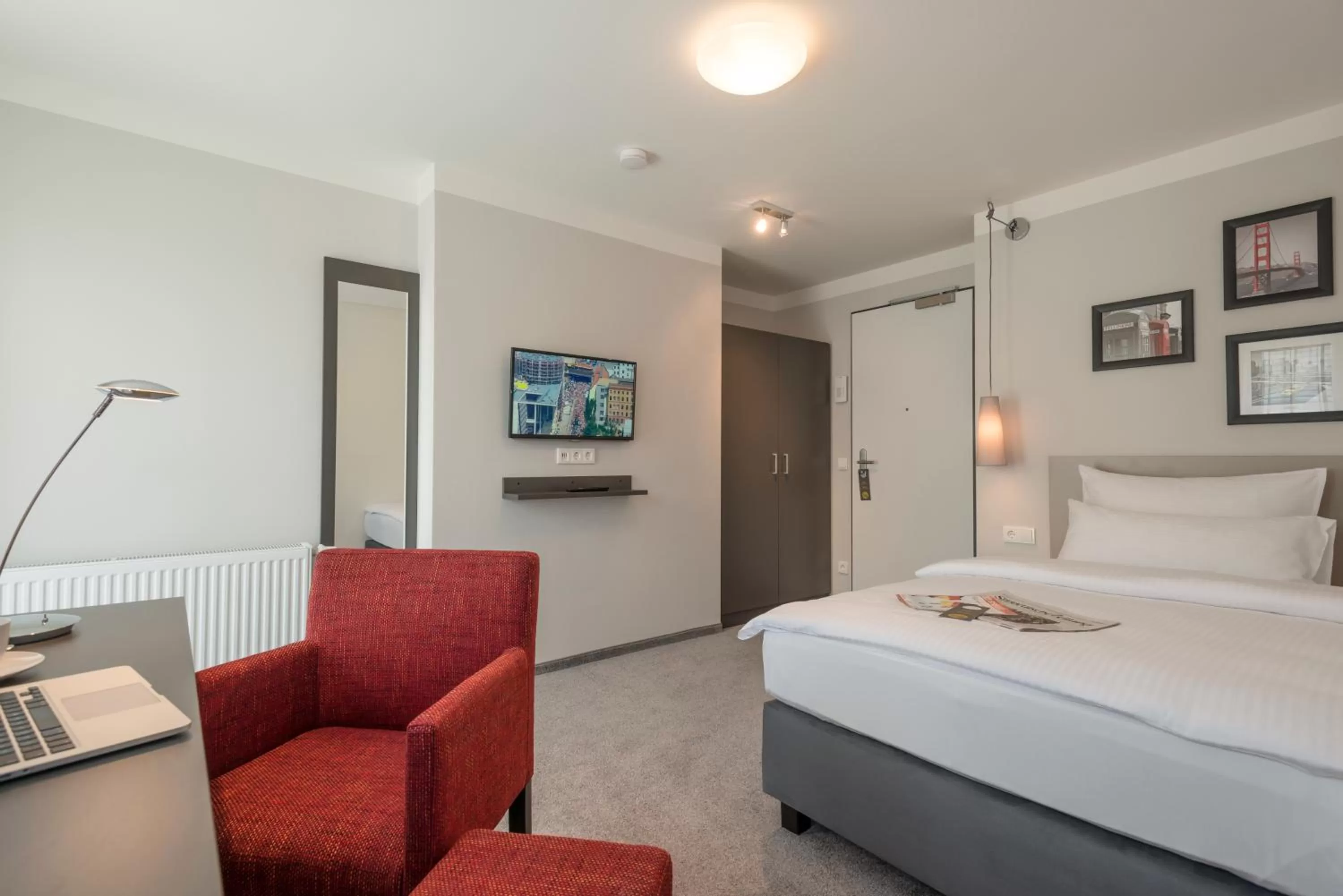 Seating area, Bed in The Stay.residence