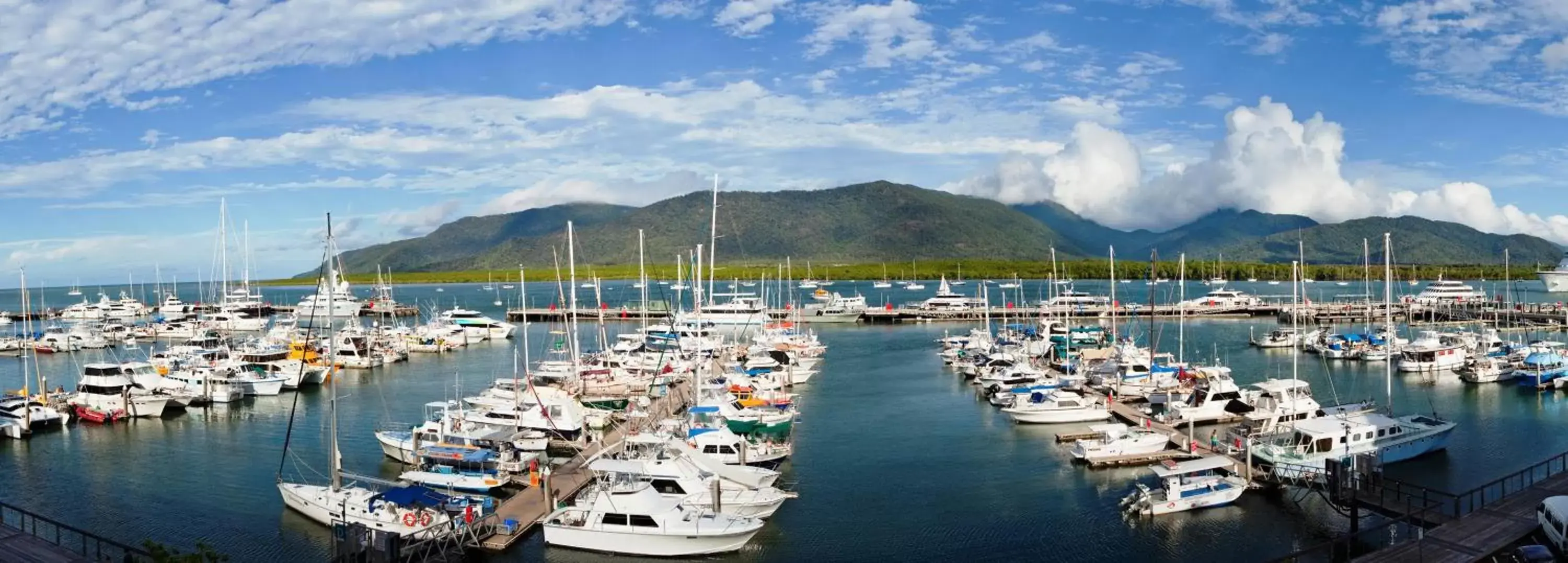 Day in Shangri-La The Marina, Cairns