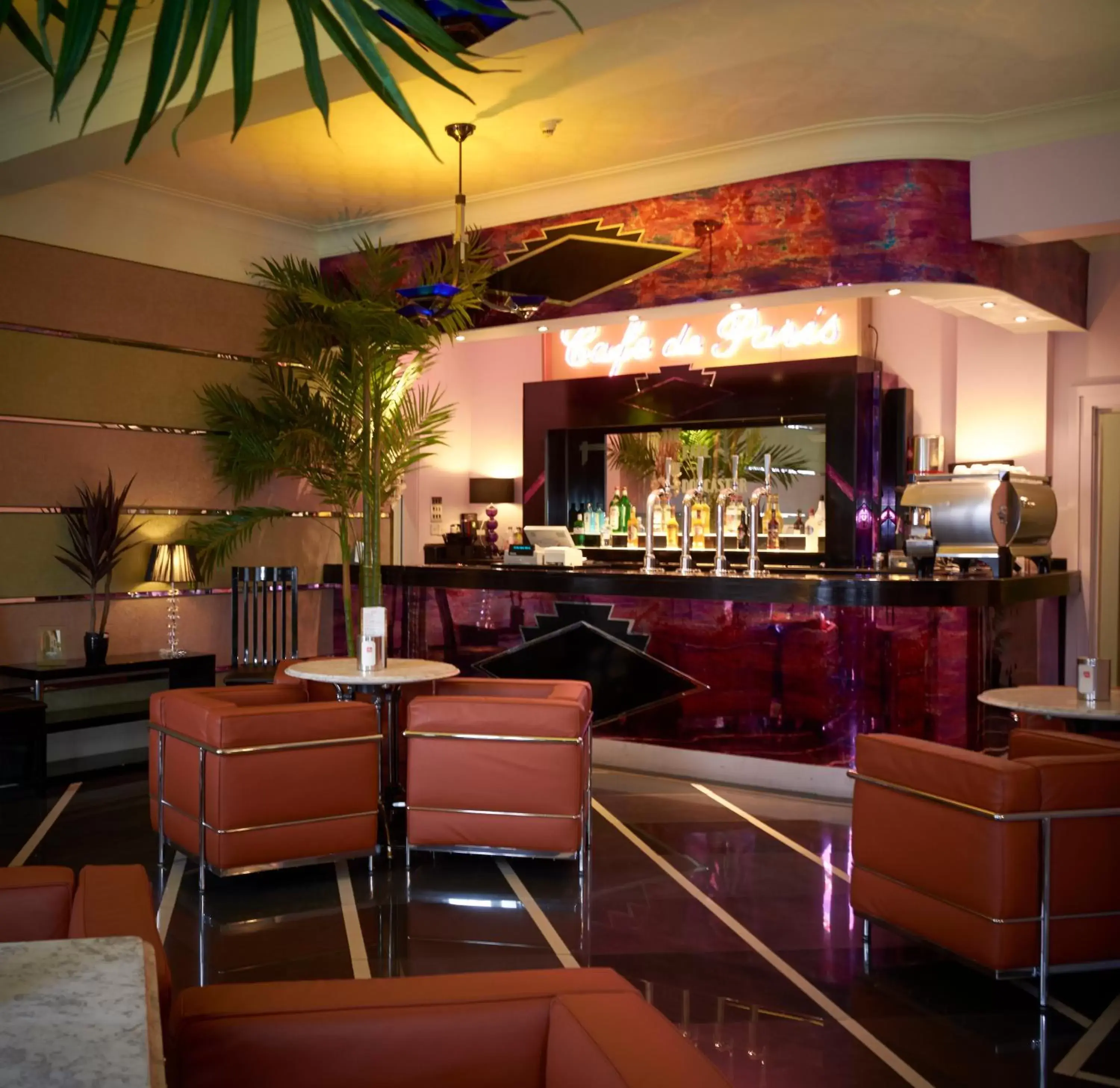 Lobby or reception, Lounge/Bar in Earl Of Doncaster Hotel