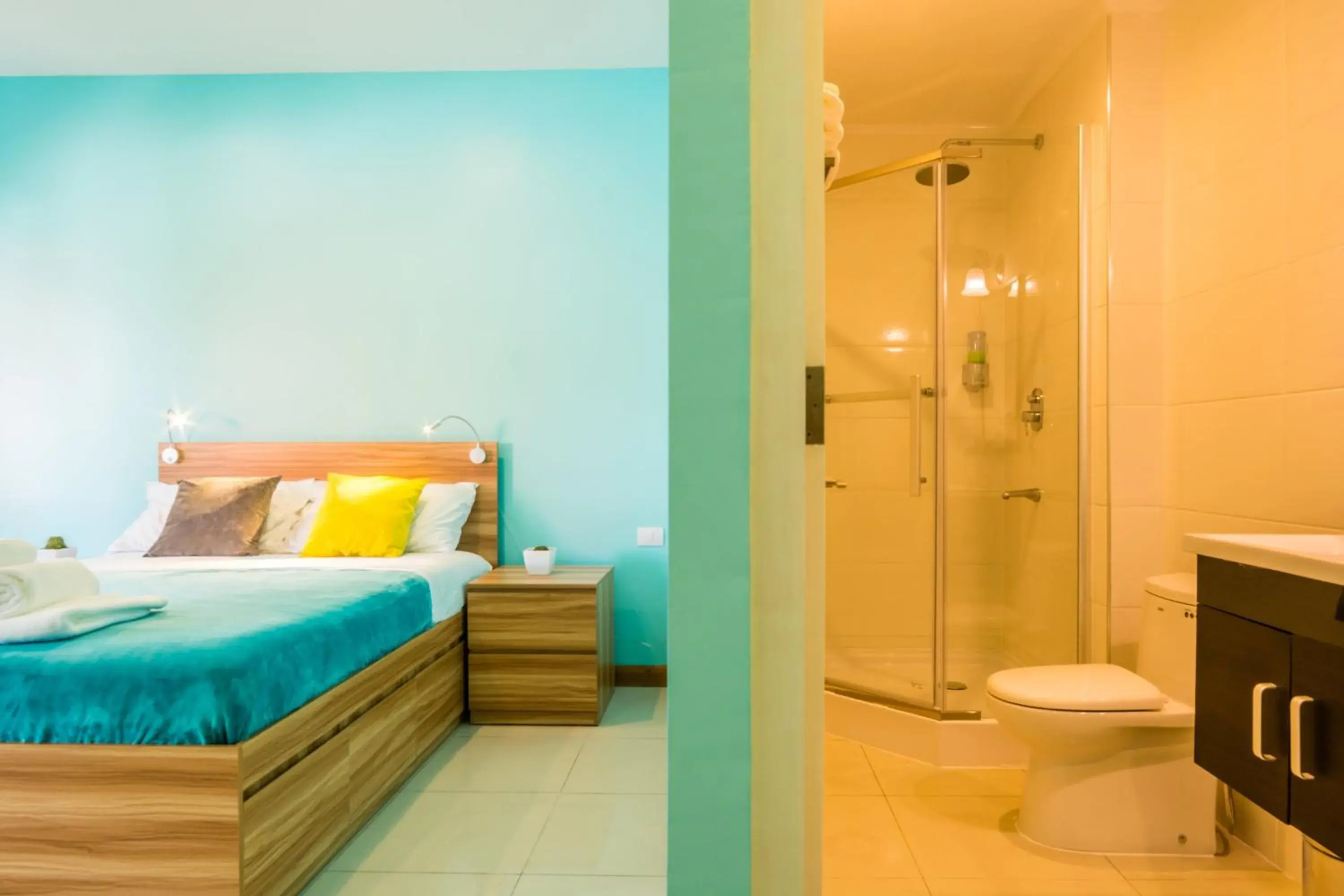 Toilet, Bathroom in Bed & Bike Curacao