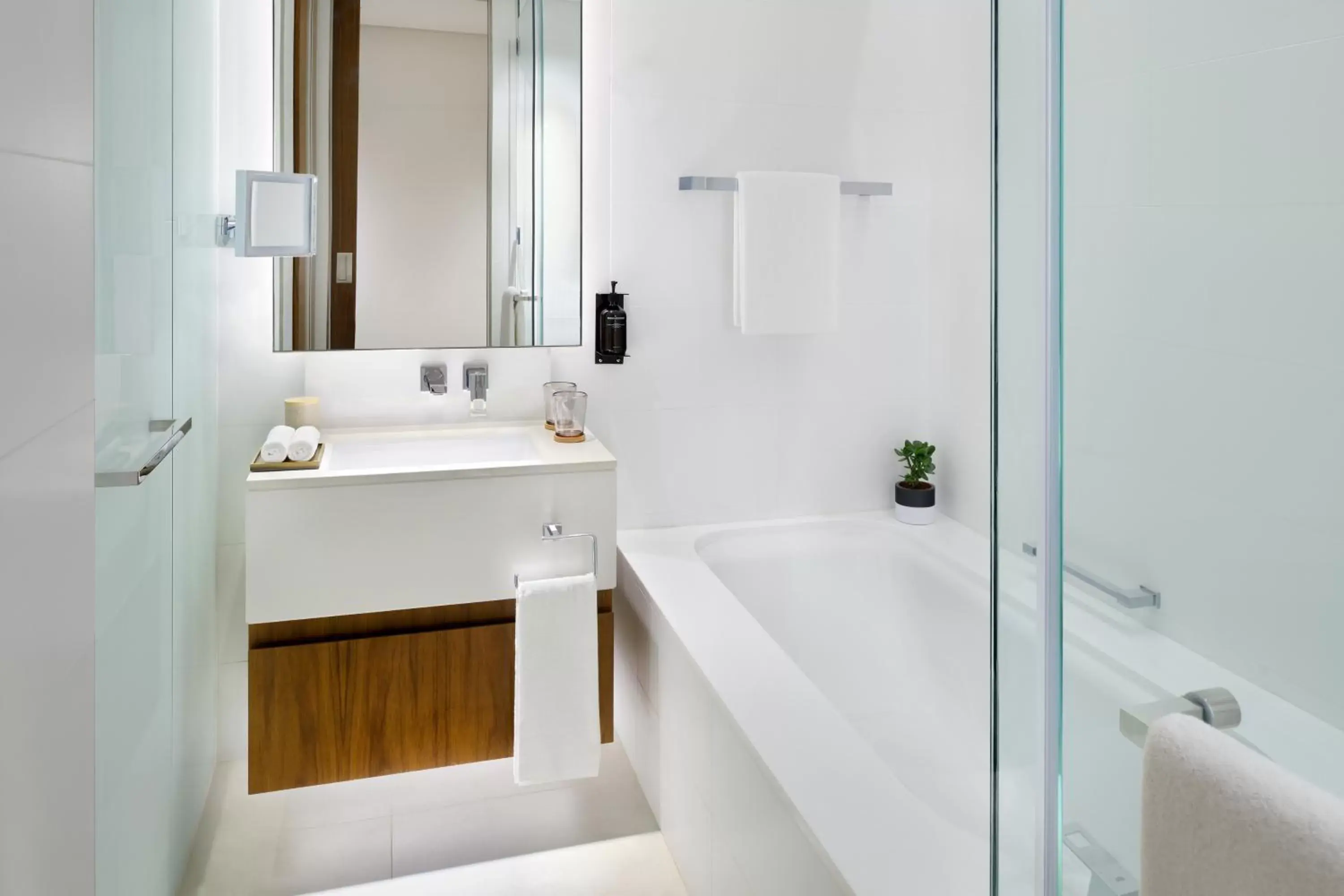 Shower, Bathroom in Vida Emirates Hills