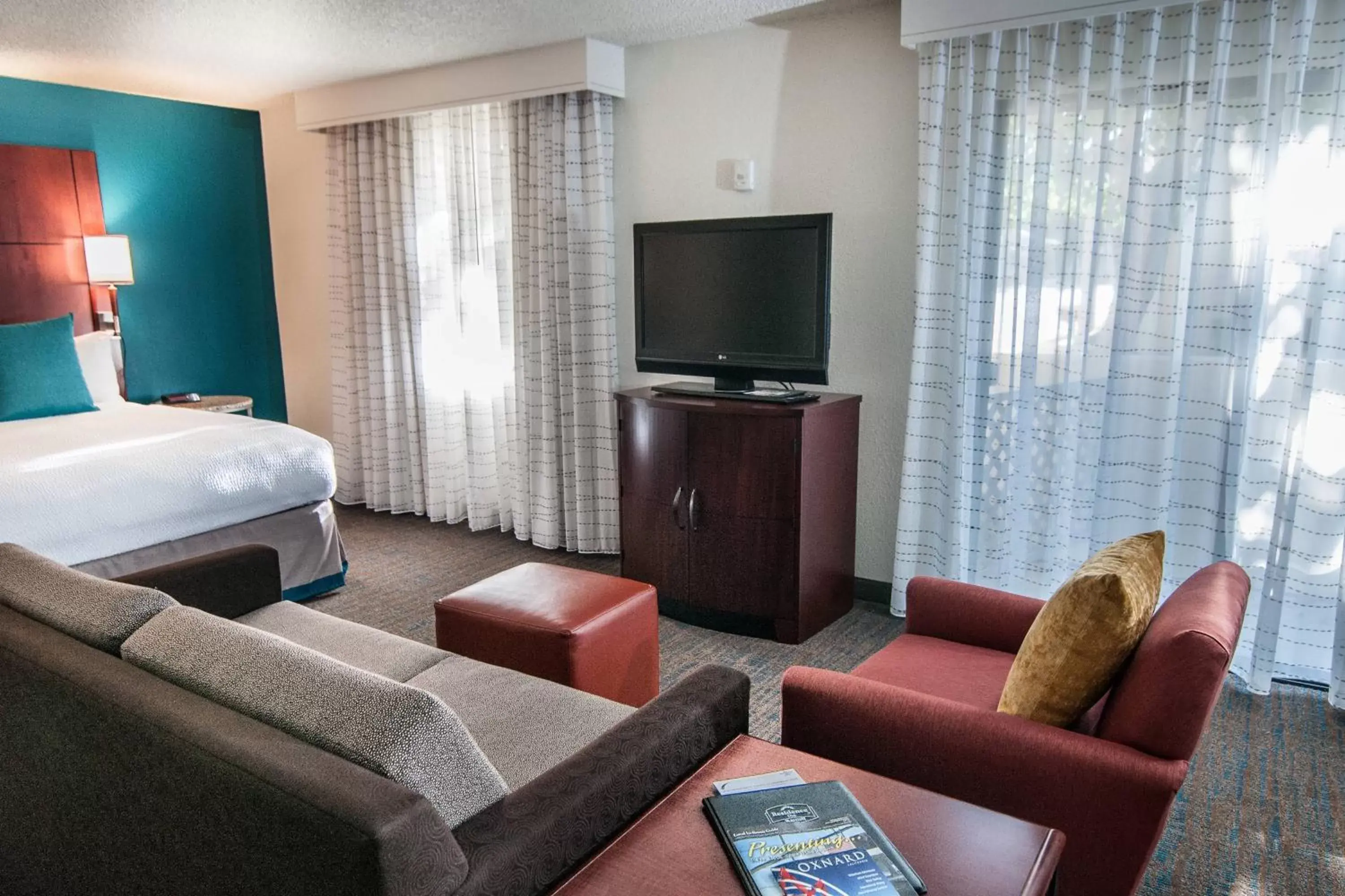 Photo of the whole room, TV/Entertainment Center in Residence Inn by Marriott Oxnard River Ridge