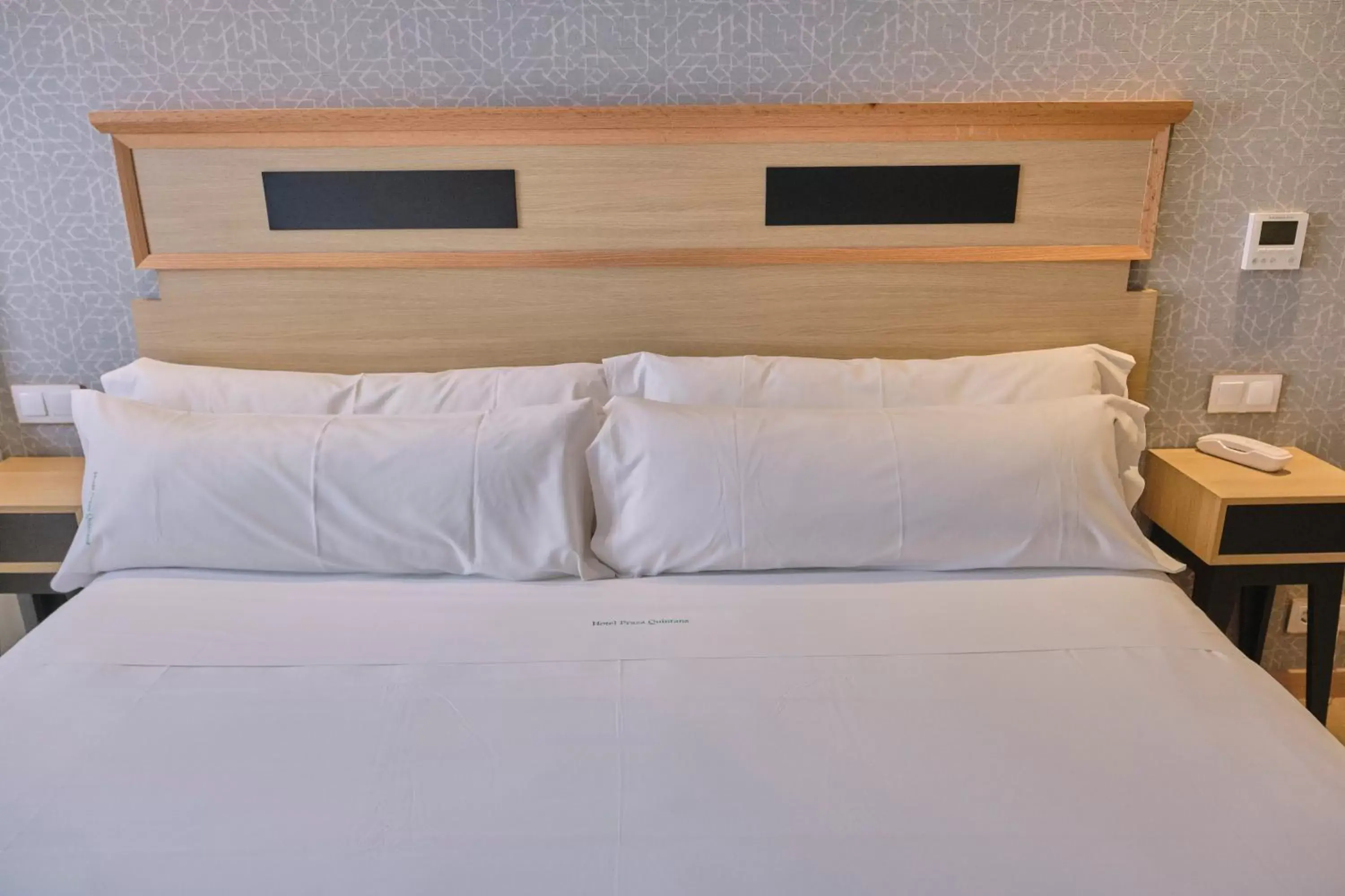 Bed in Hotel Praza Quintana