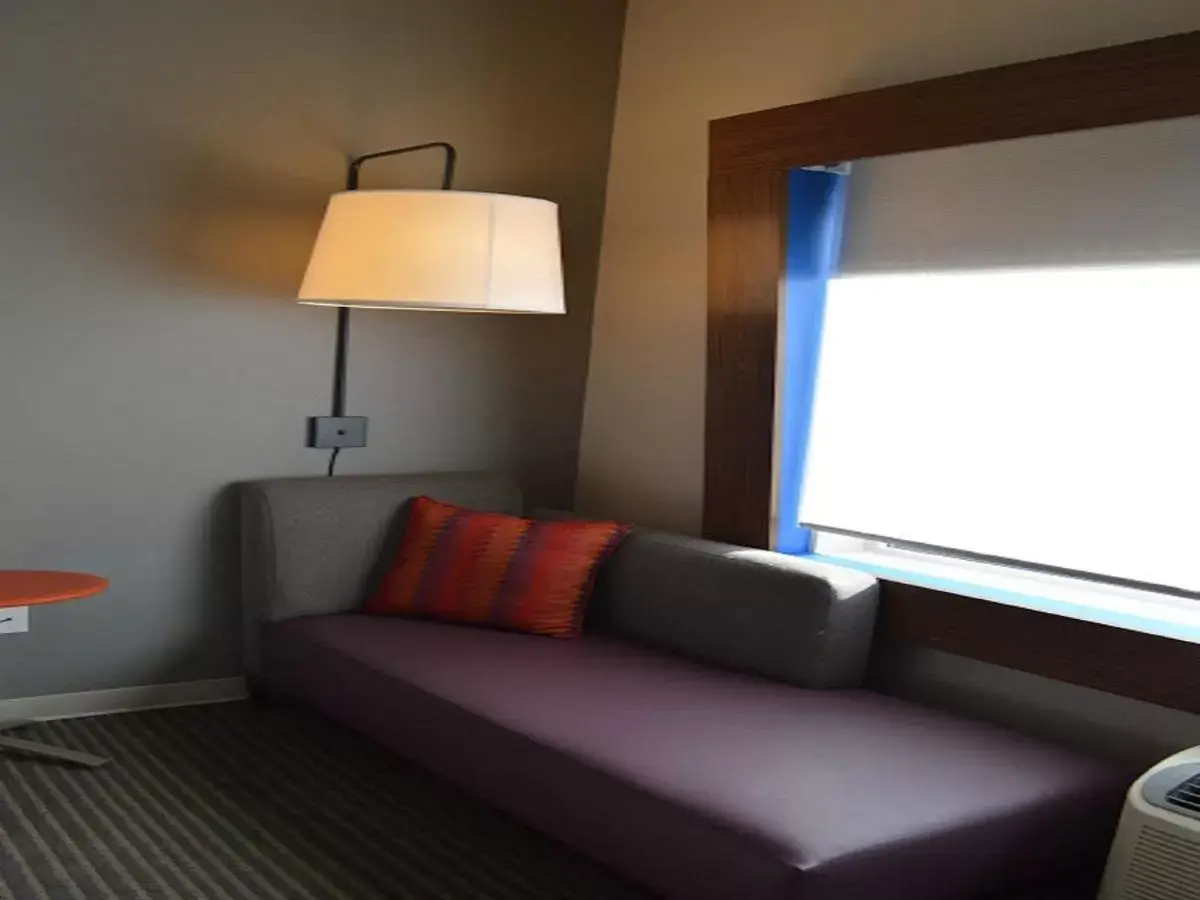 Seating Area in Holiday Inn Express & Suites Tulsa NE, Claremore, an IHG Hotel