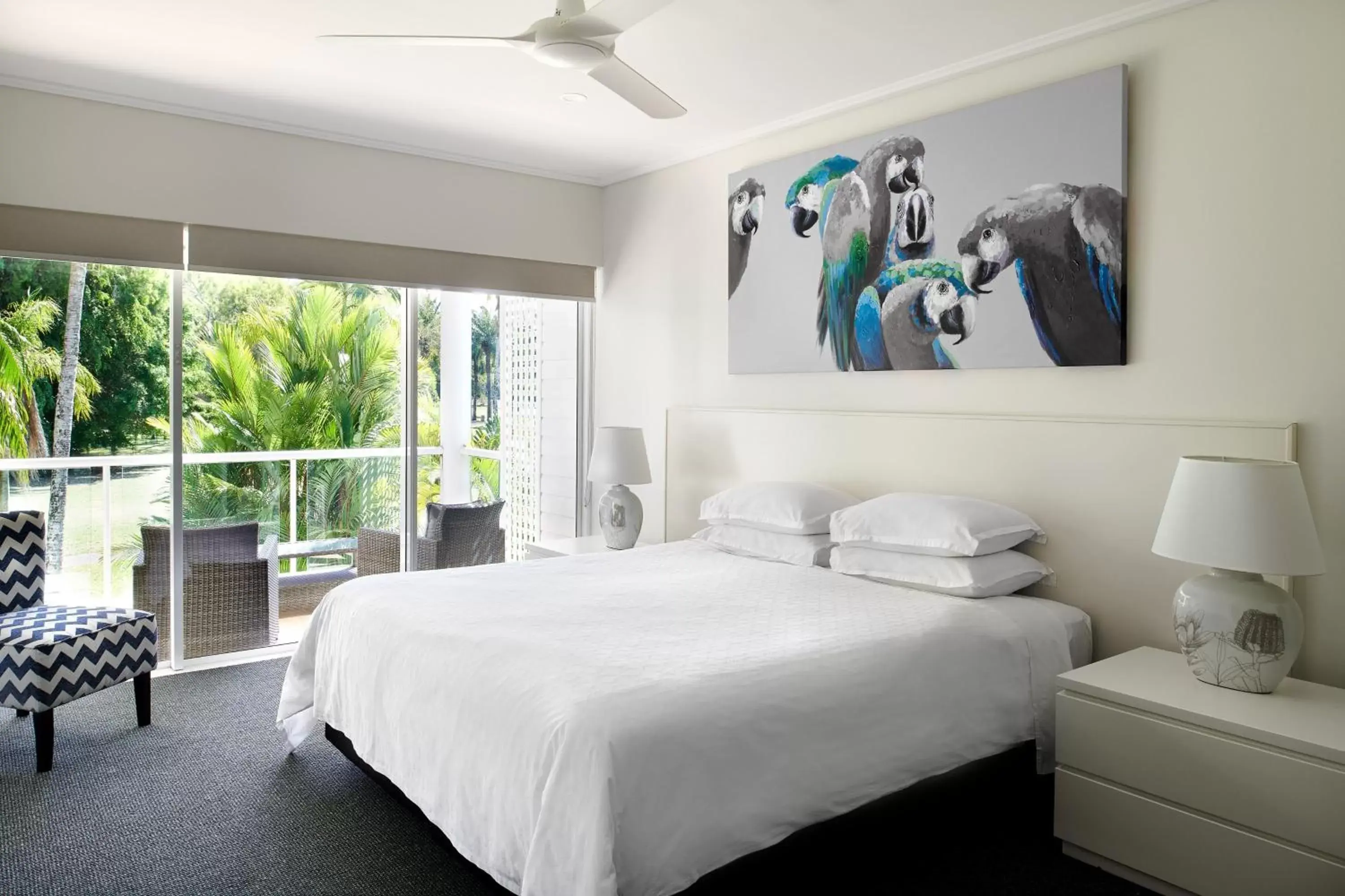 Bedroom, Bed in Sheraton Grand Mirage Resort, Port Douglas