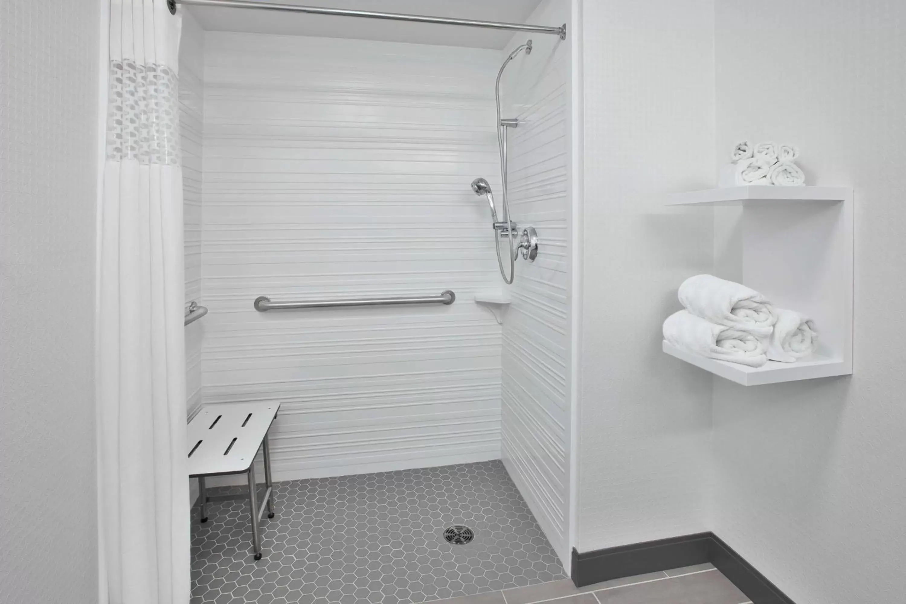 Bathroom in Hampton Inn & Suites Springboro