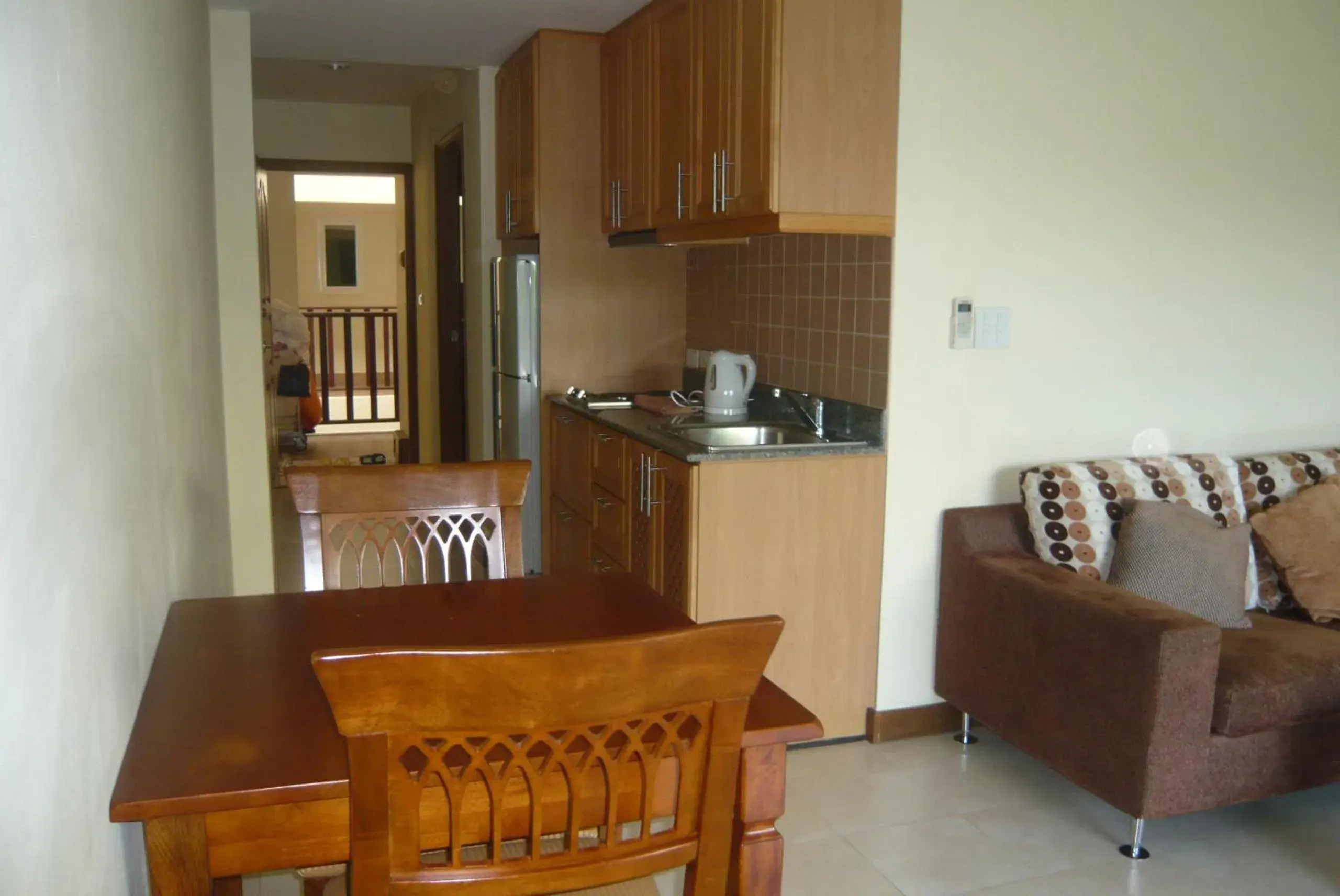 Living room, Kitchen/Kitchenette in Jomtien Beach Residence