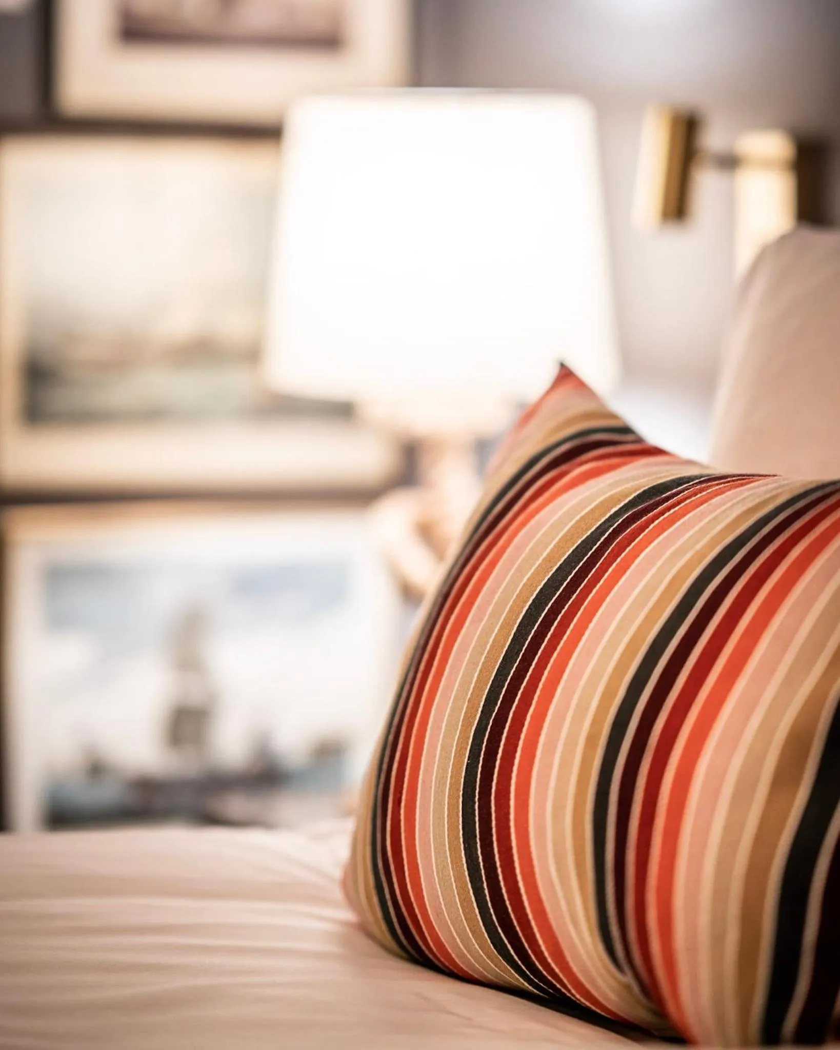 Bedroom, Bed in Lord Nelson Hotel