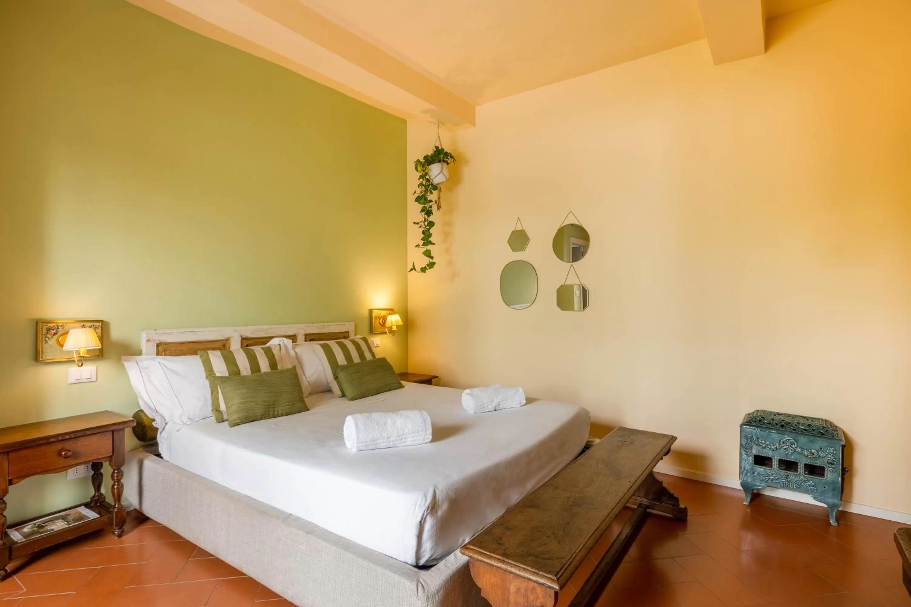 Bedroom, Bed in Secret Garden Firenze B&B