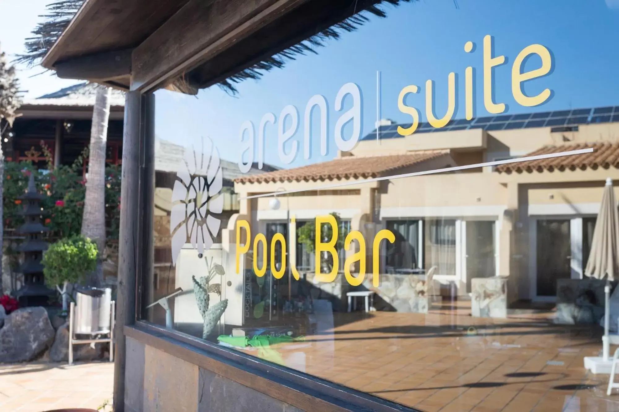 Lounge or bar in Hotel Arena Suite Lounge or bar in Hotel Arena Suite