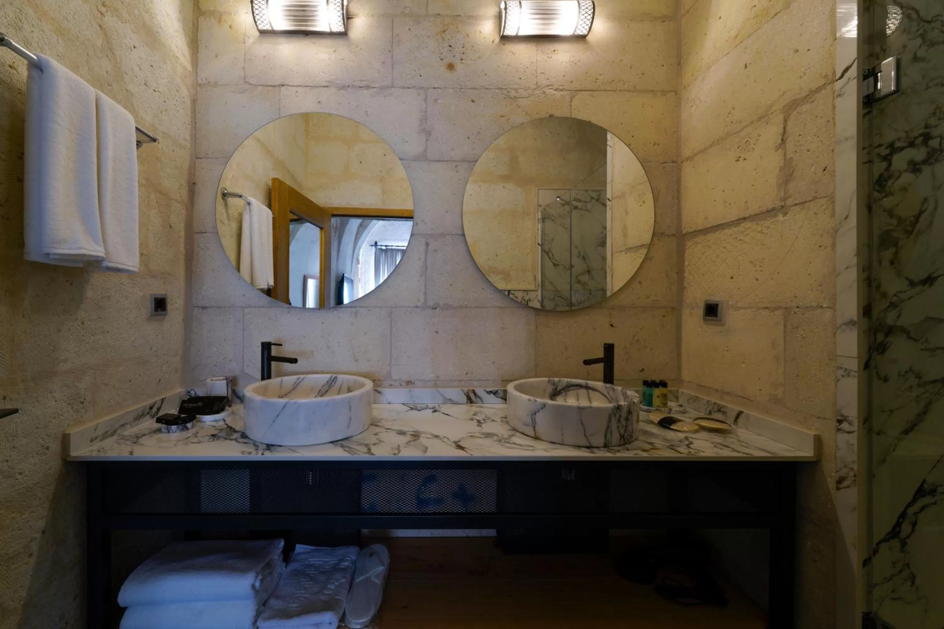 Bathroom in The Niche Cave Hotel