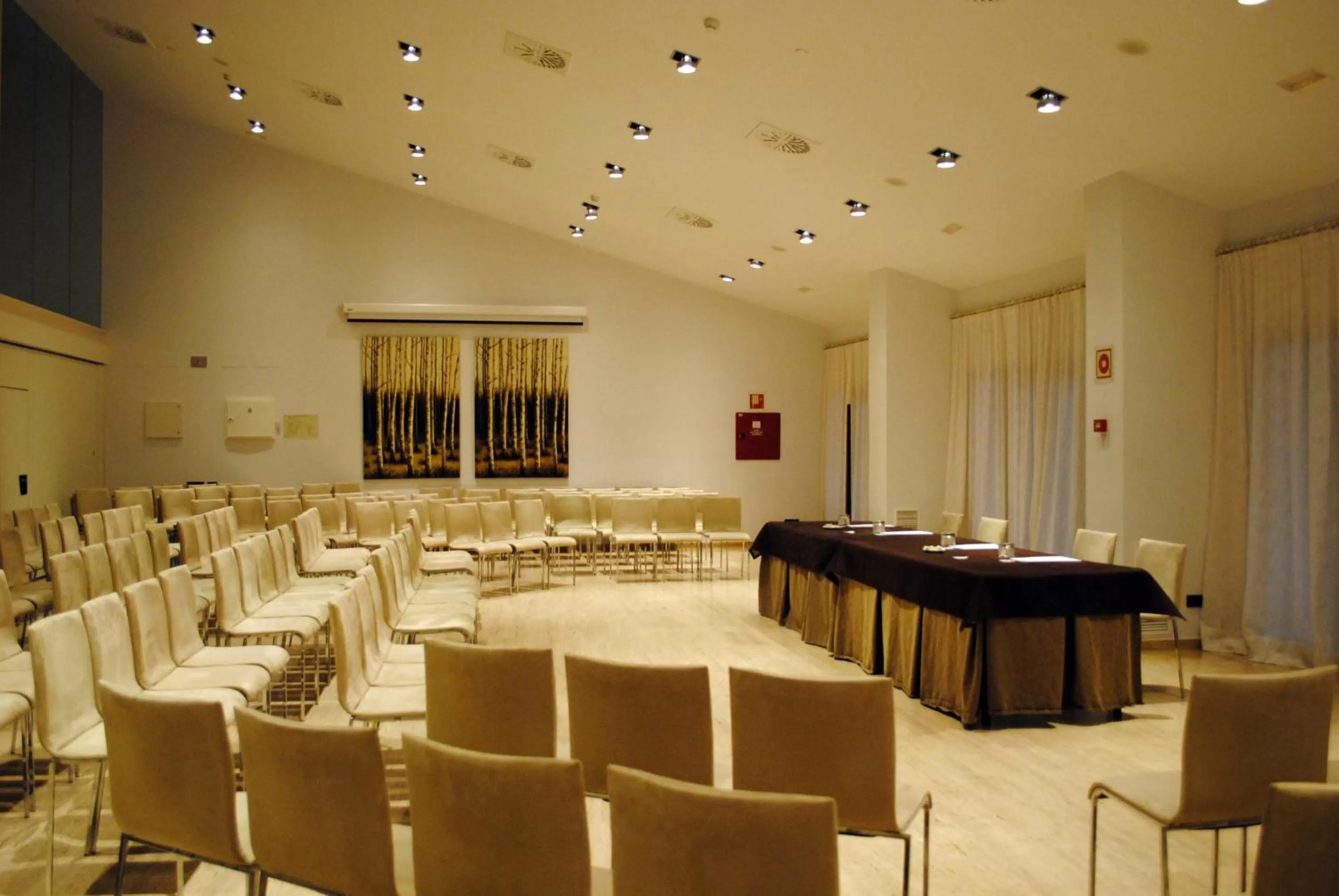Business facilities in Parador de Antequera