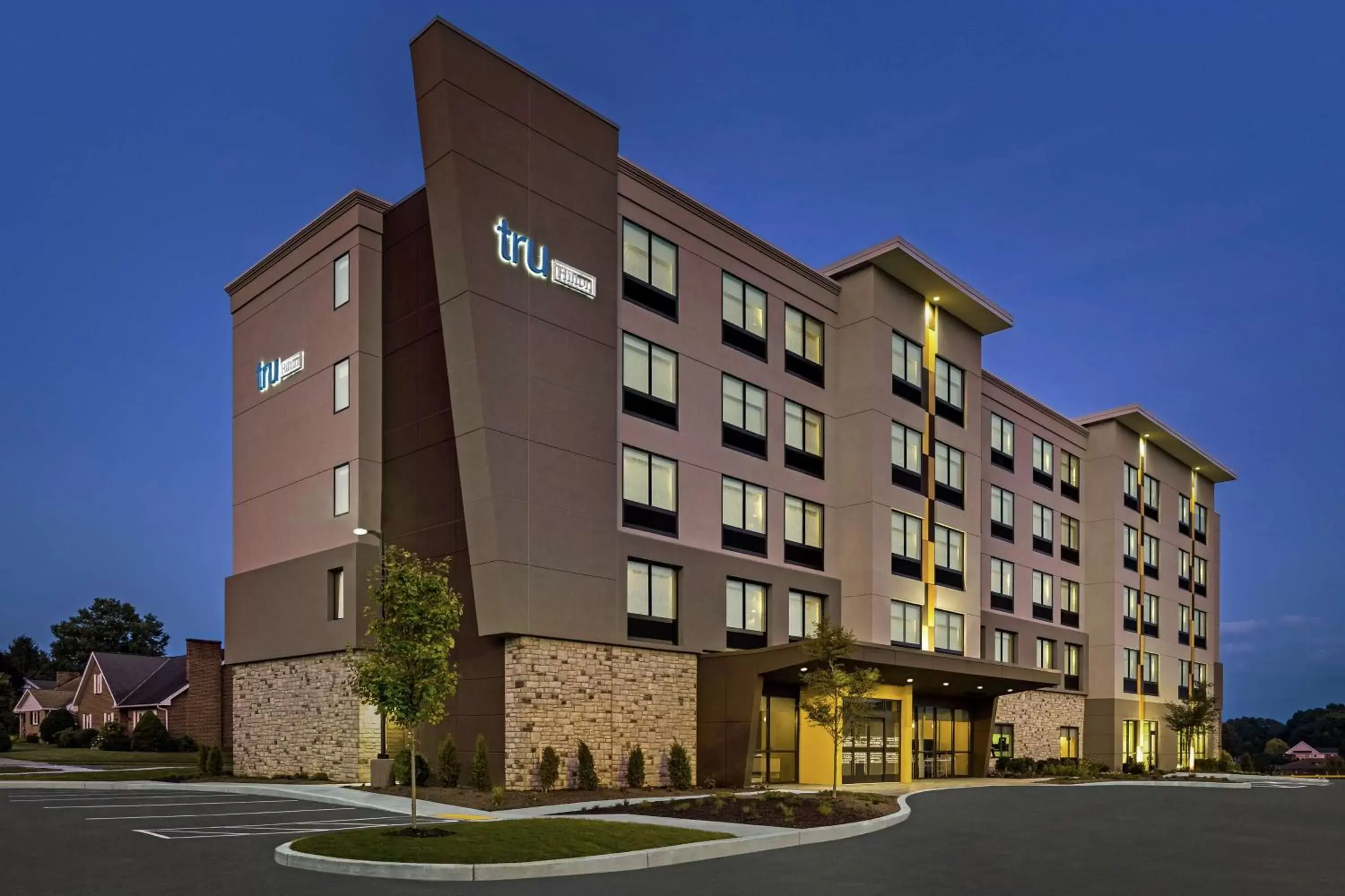 Property building in Tru By Hilton Hershey Chocolate Avenue Property building in Tru By Hilton Hershey Chocolate Avenue