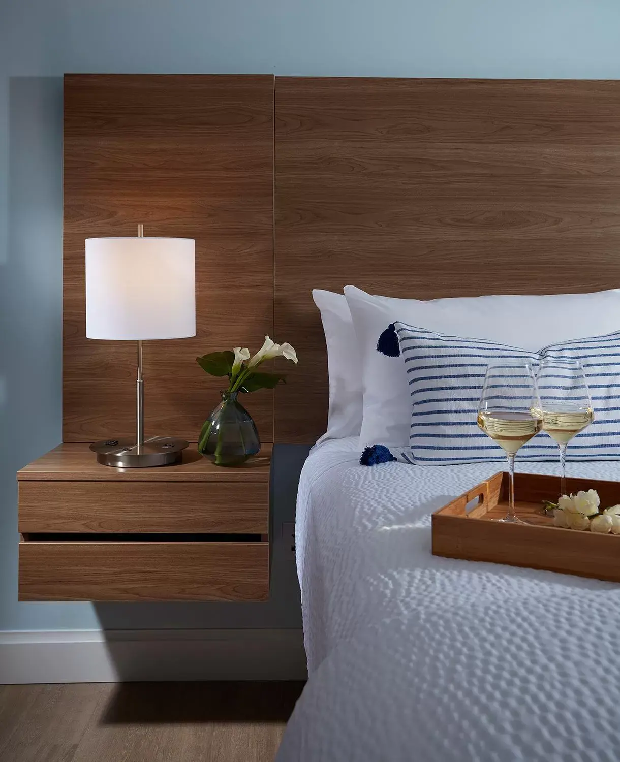 Bed in The Pointe Hotel Bed in The Pointe Hotel