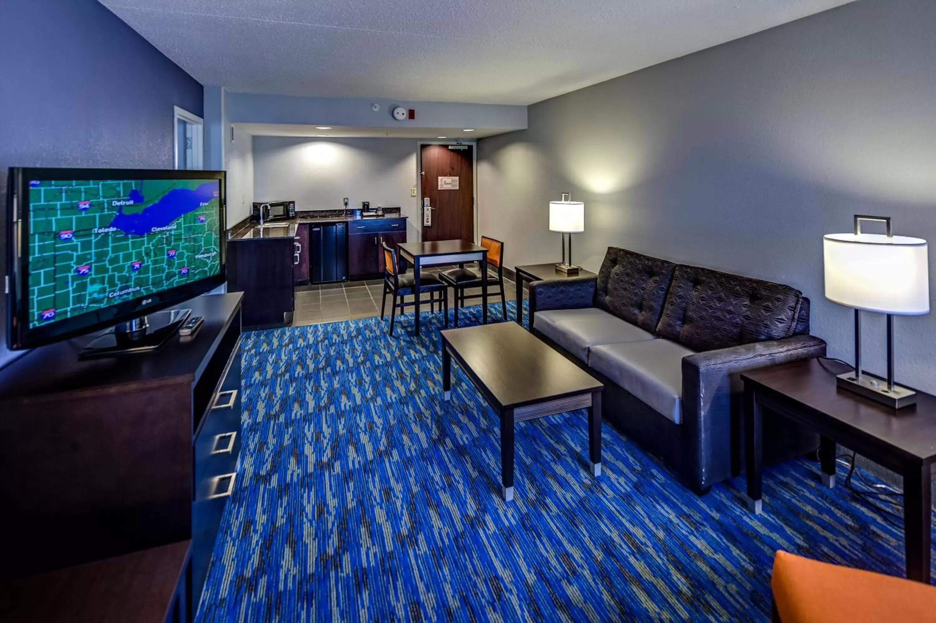 Photo of the whole room in Holiday Inn Cleveland Northeast - Mentor, an IHG Hotel
