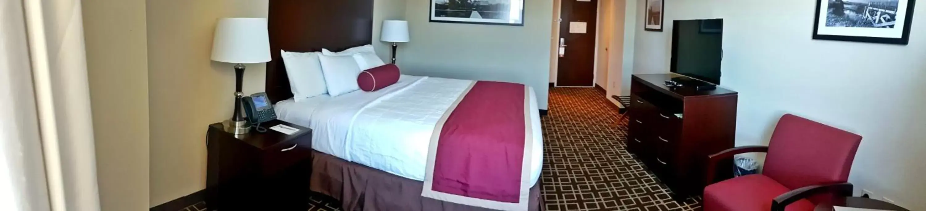 Bedroom, Bed in Miccosukee Casino & Resort