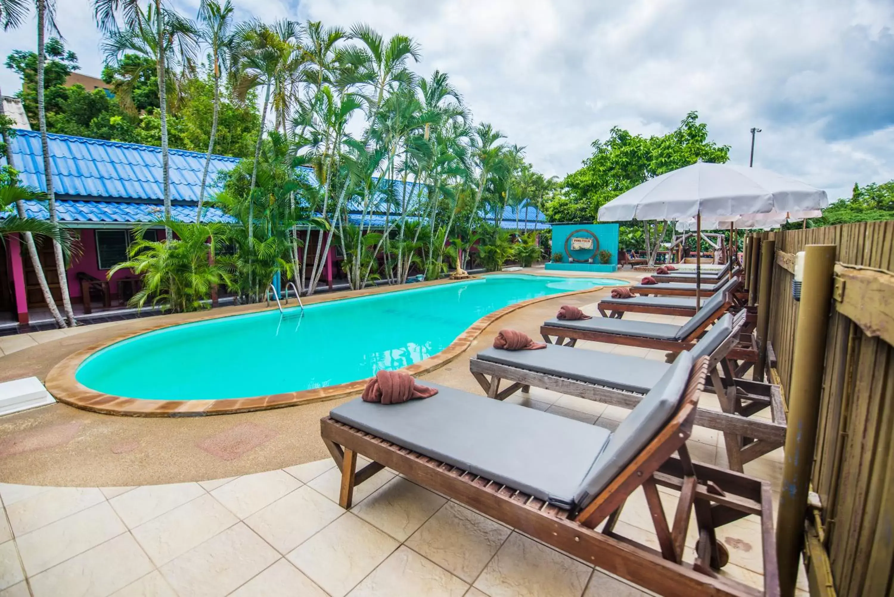 Swimming Pool in Pongphen Guesthouse - SHA Plus Certified